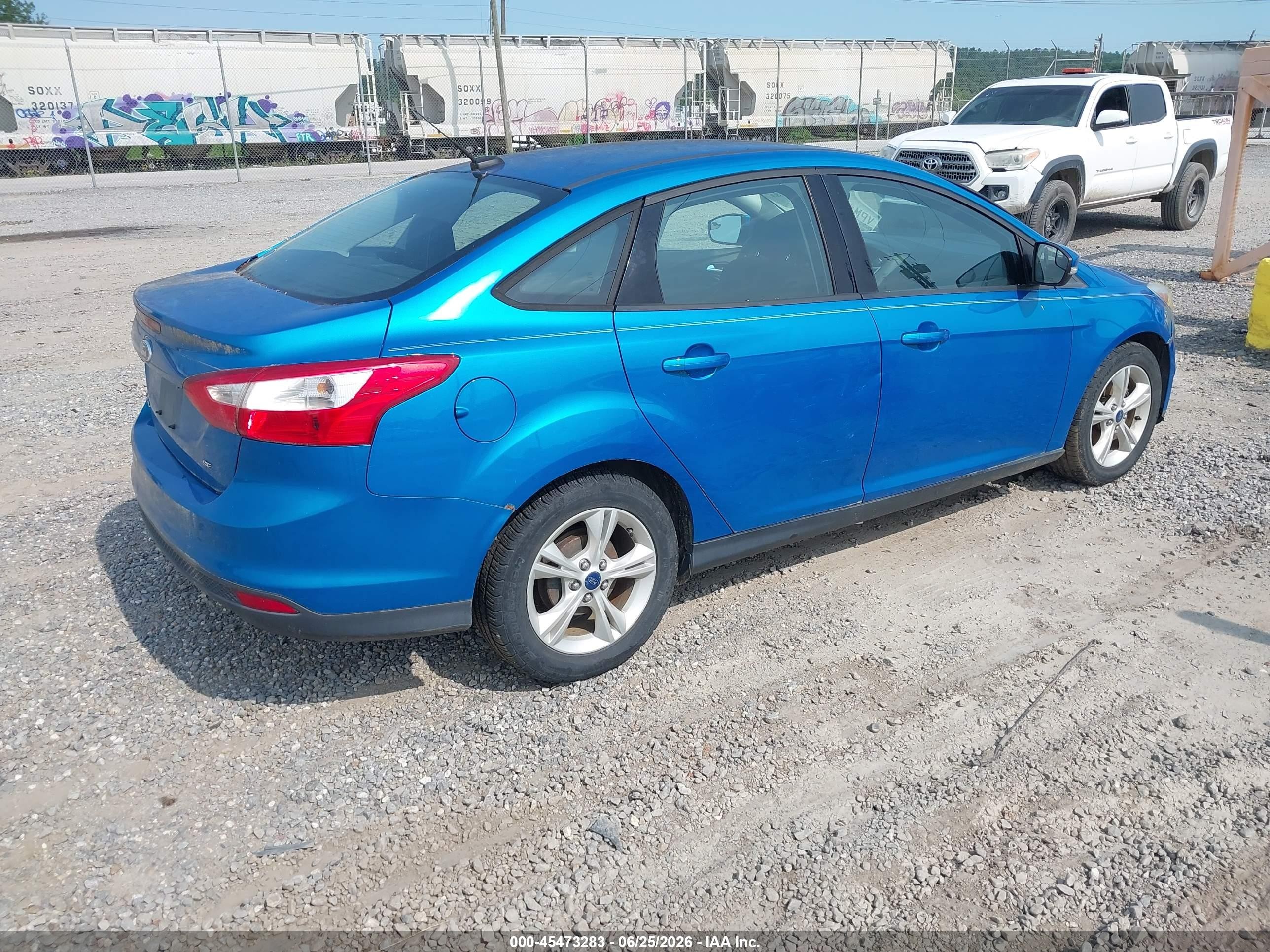 2014 Ford Focus Se Blue vin: 1FADP3F27EL428215