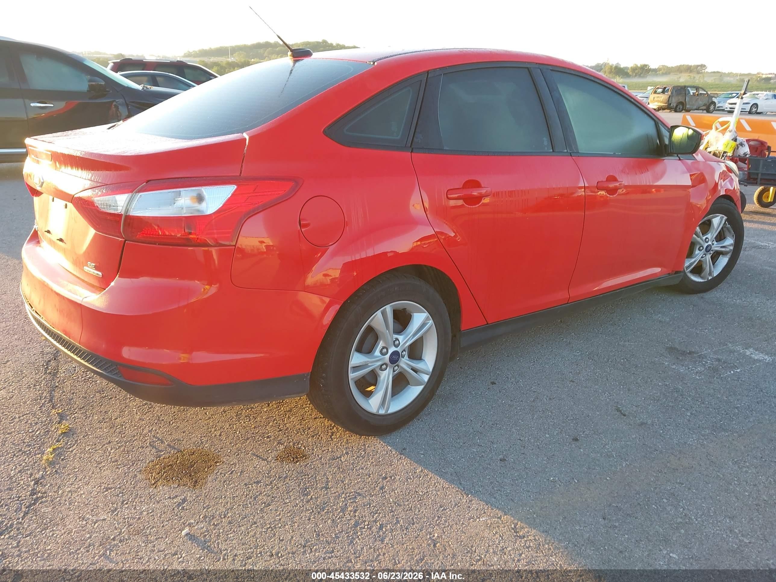 2014 Ford Focus Se Red vin: 1FADP3F27EL437531