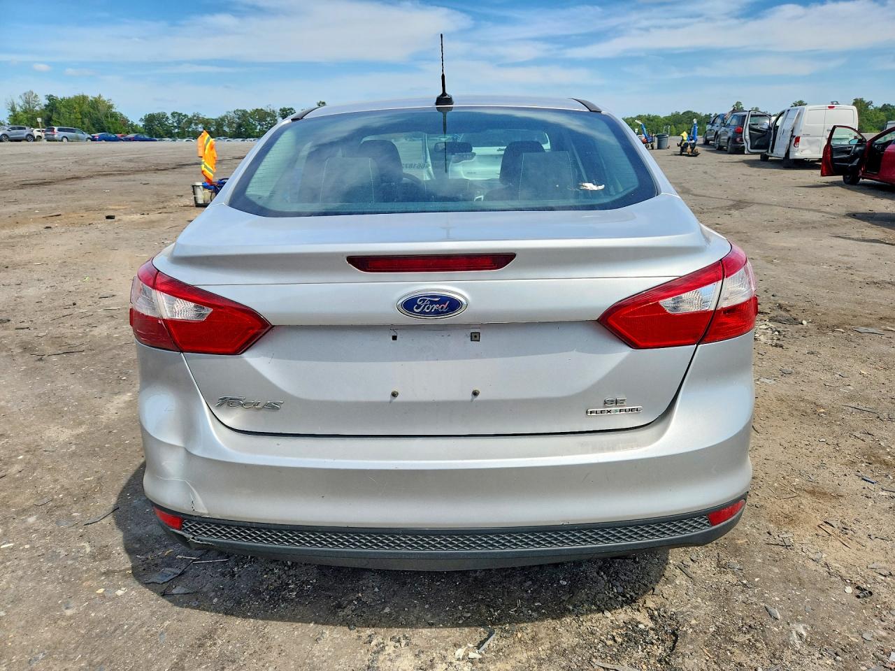 2014 Ford Focus Se Silver vin: 1FADP3F27EL438467