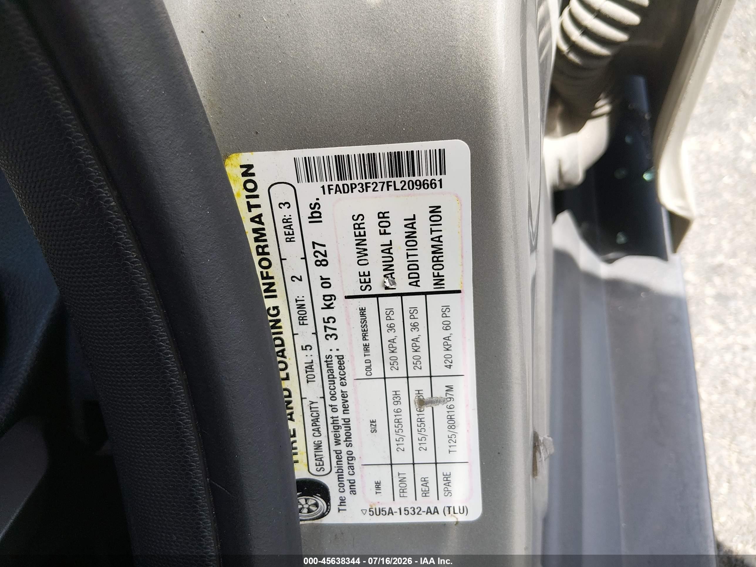 2015 Ford Focus Se Beige vin: 1FADP3F27FL209661