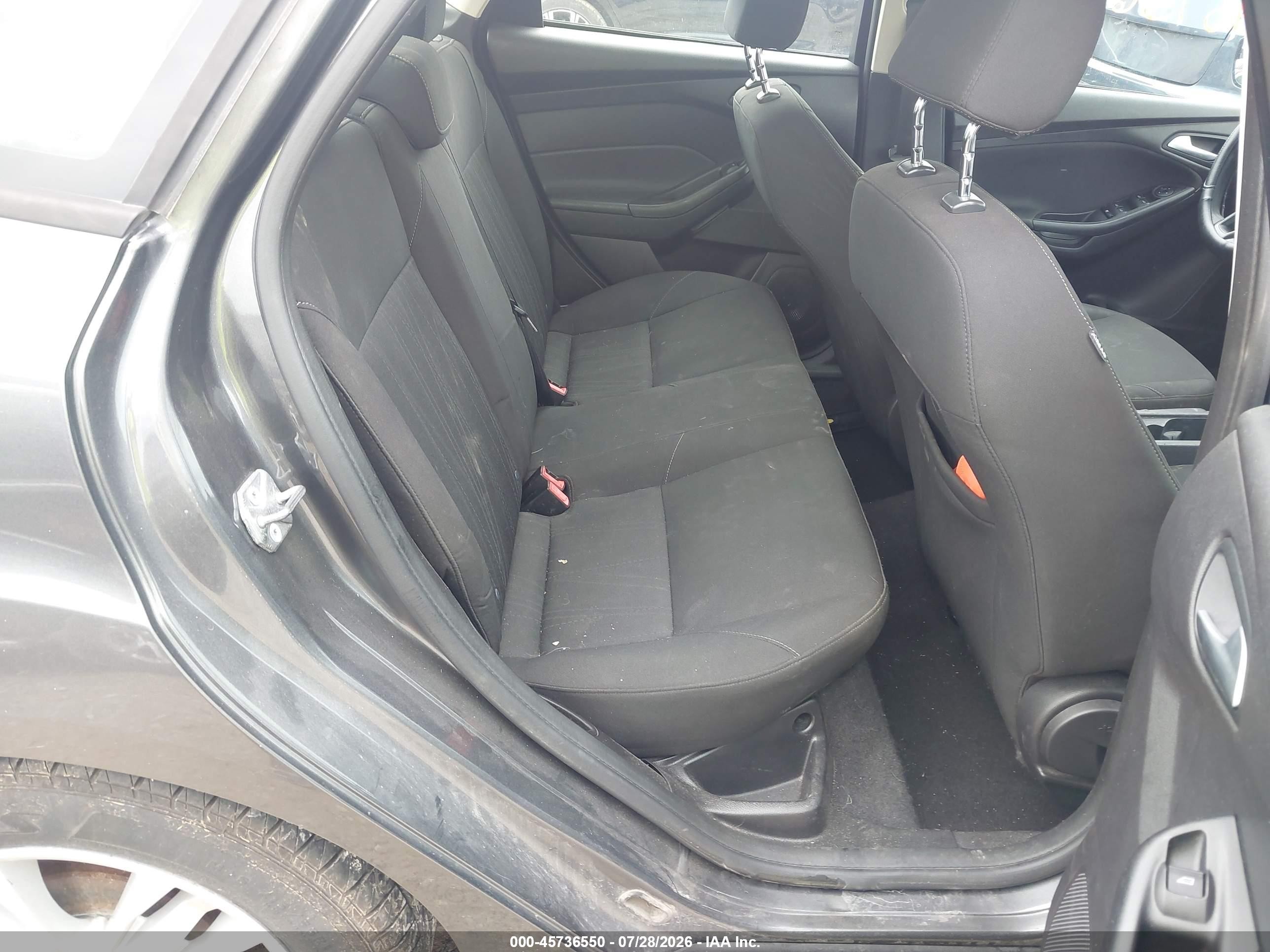 2015 Ford Focus Se Gray vin: 1FADP3F27FL209823