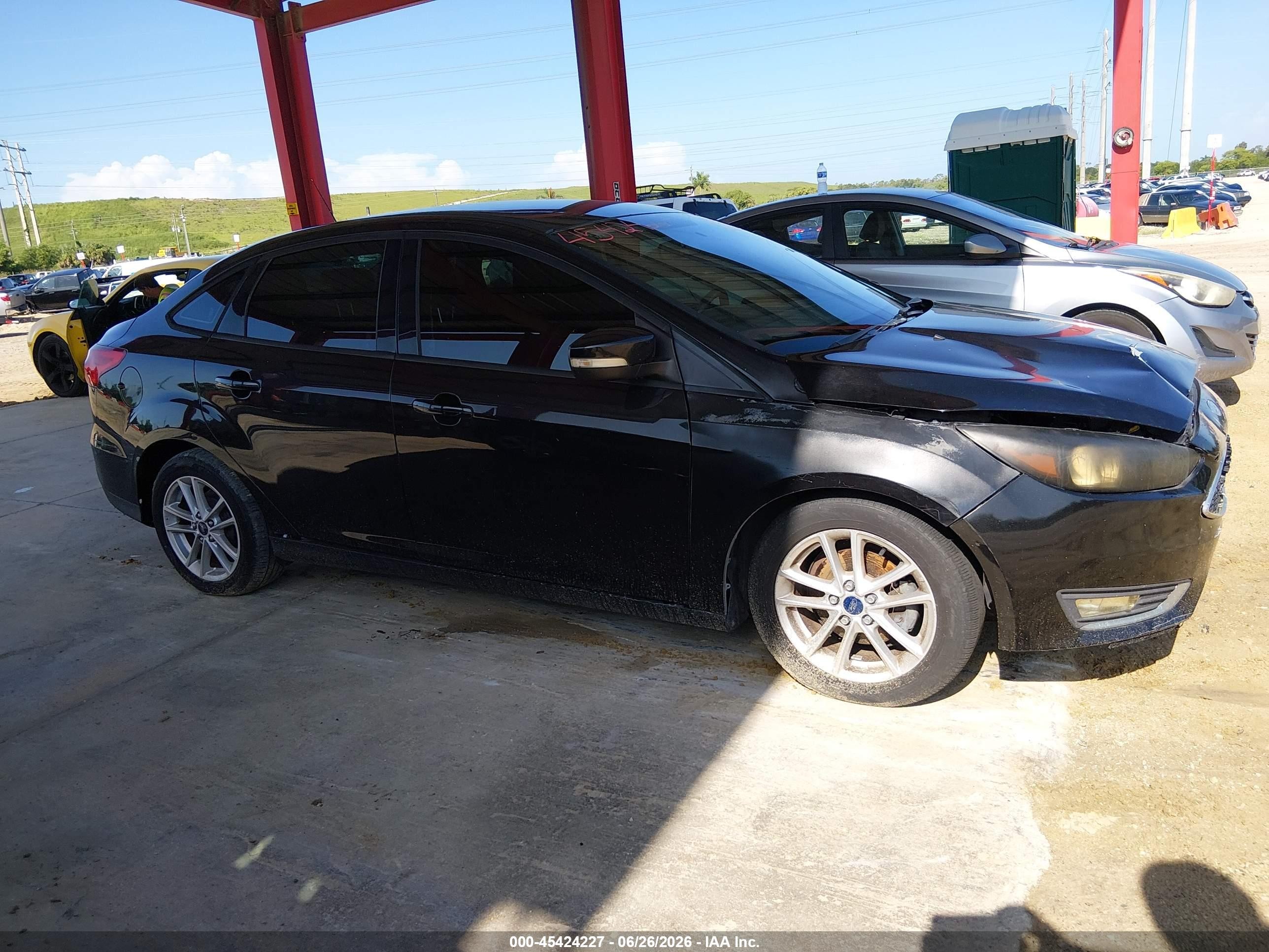 2015 Ford Focus Se Black vin: 1FADP3F27FL216044