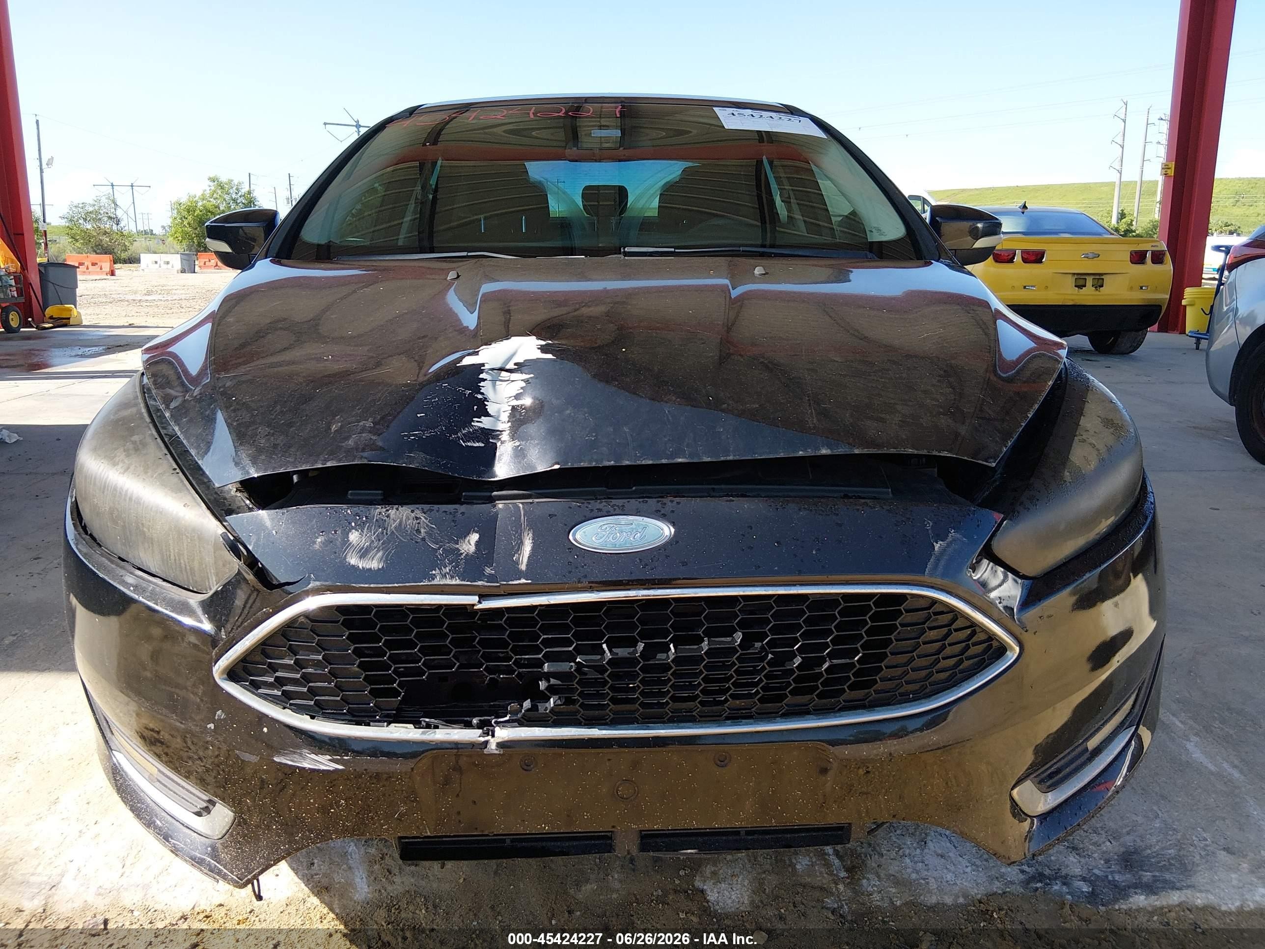 2015 Ford Focus Se Black vin: 1FADP3F27FL216044