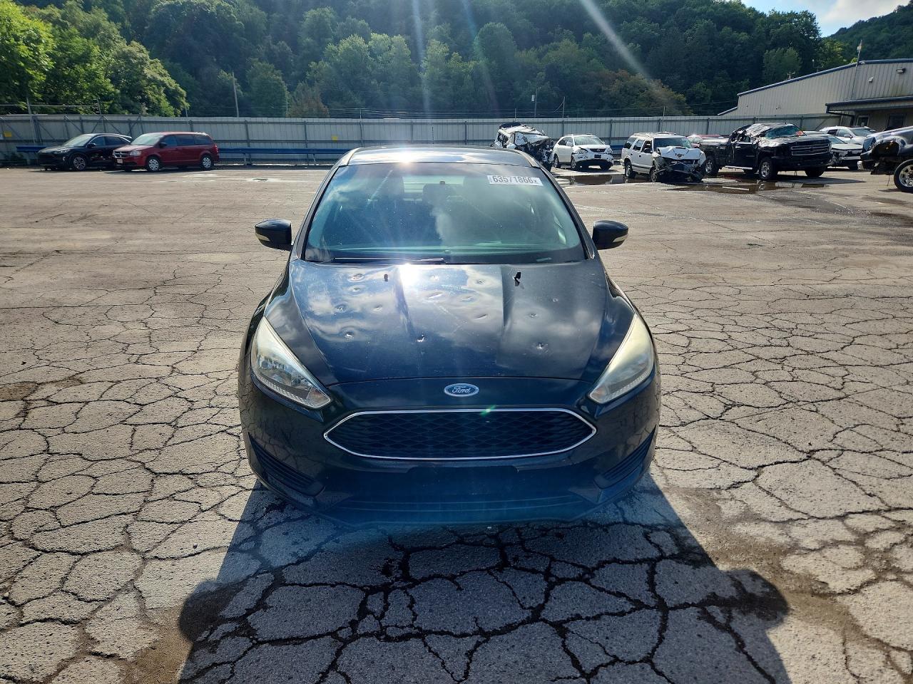 2015 Ford Focus Se Black vin: 1FADP3F27FL217016