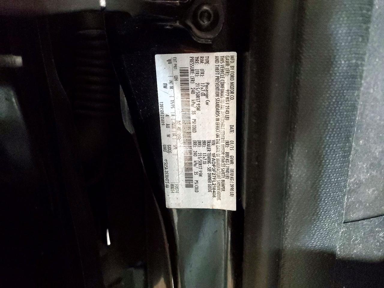 2015 Ford Focus Se Черный vin: 1FADP3F27FL218408