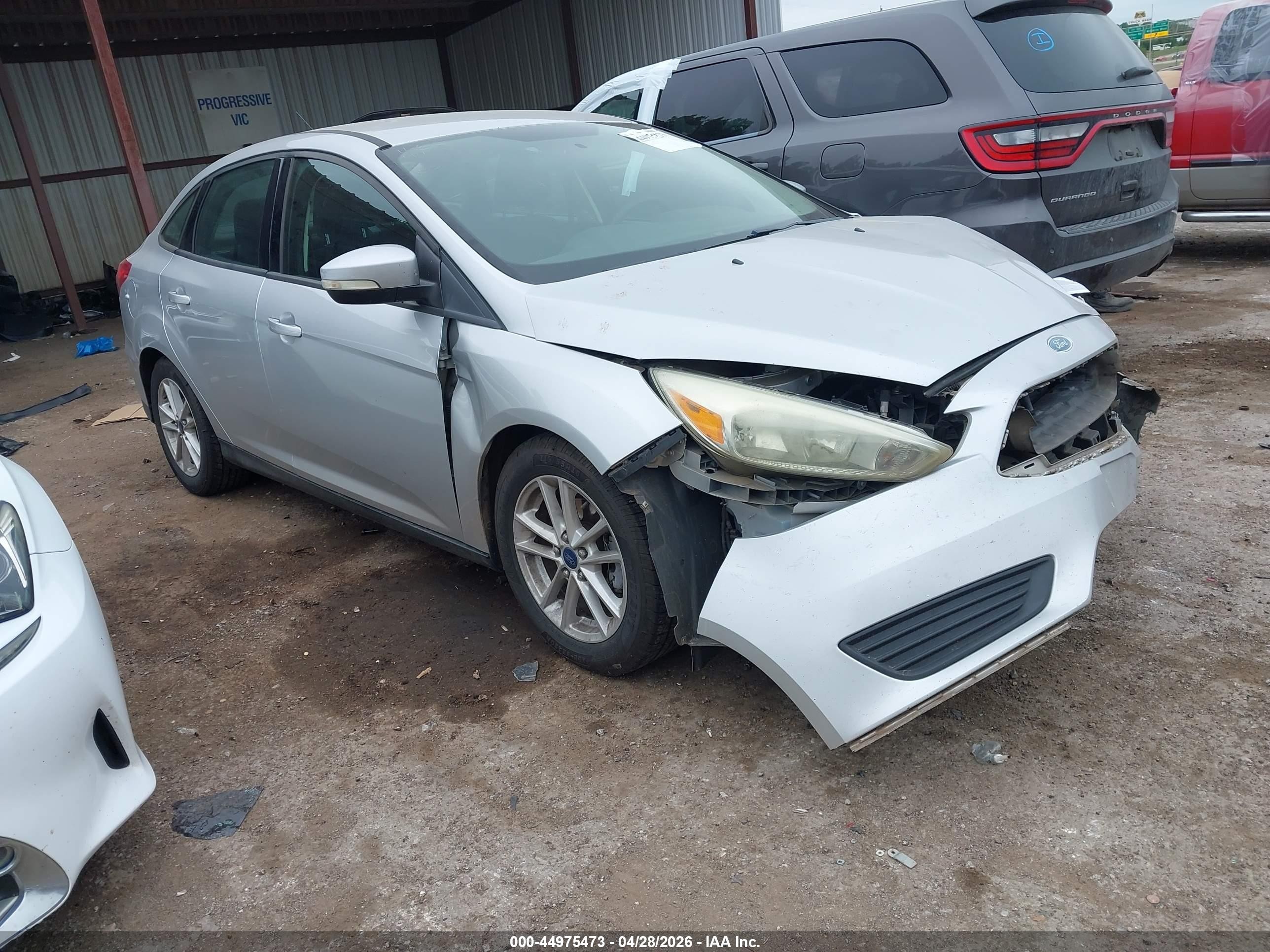 2015 Ford Focus Se Gray vin: 1FADP3F27FL234088