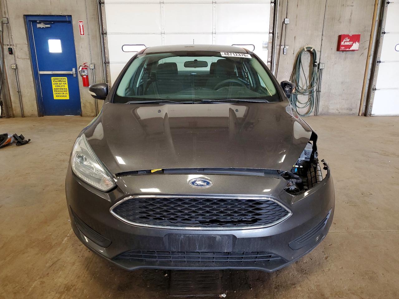 2015 Ford Focus Se Gray vin: 1FADP3F27FL243387