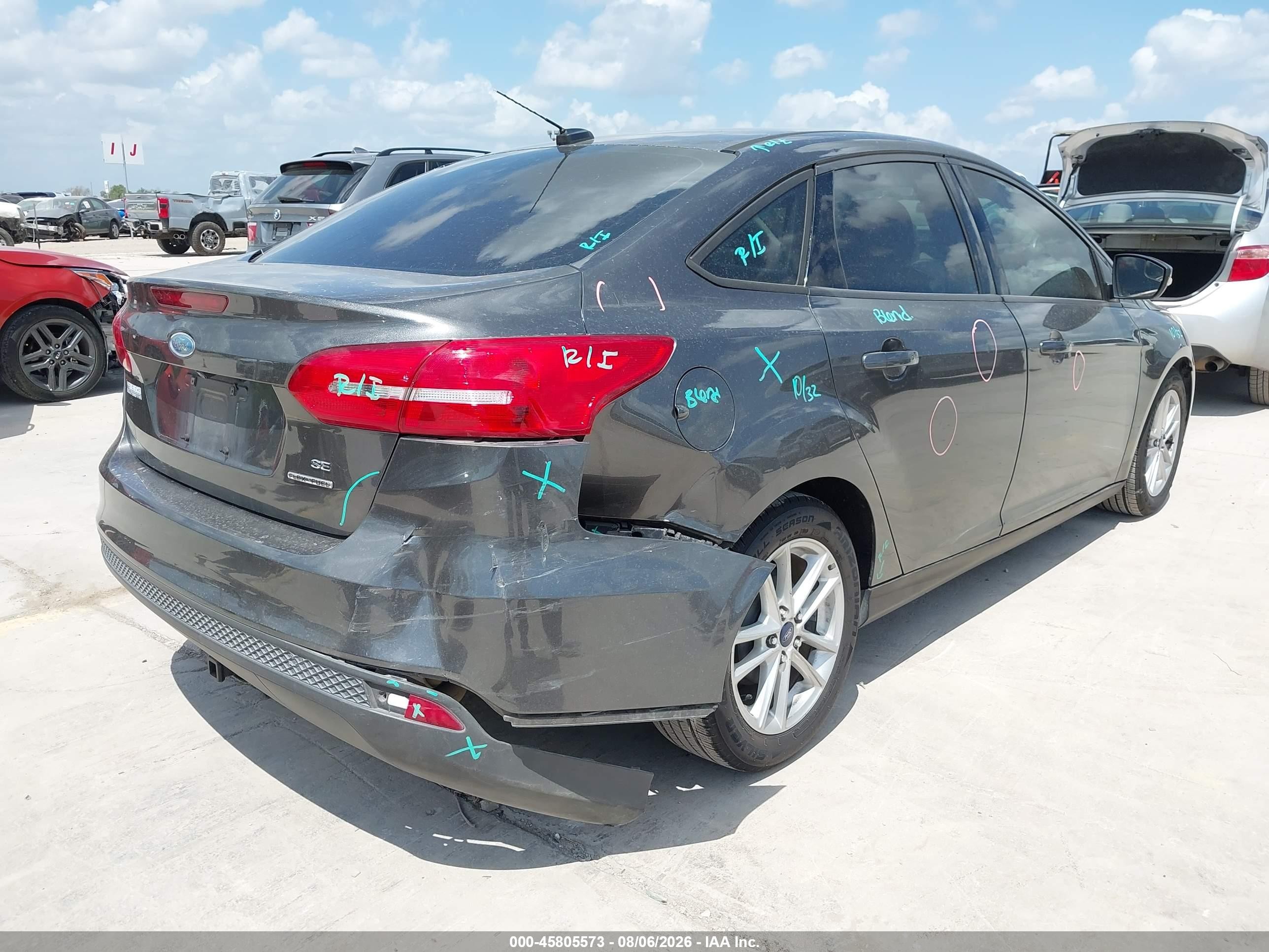 2015 Ford Focus Se Gray vin: 1FADP3F27FL243745