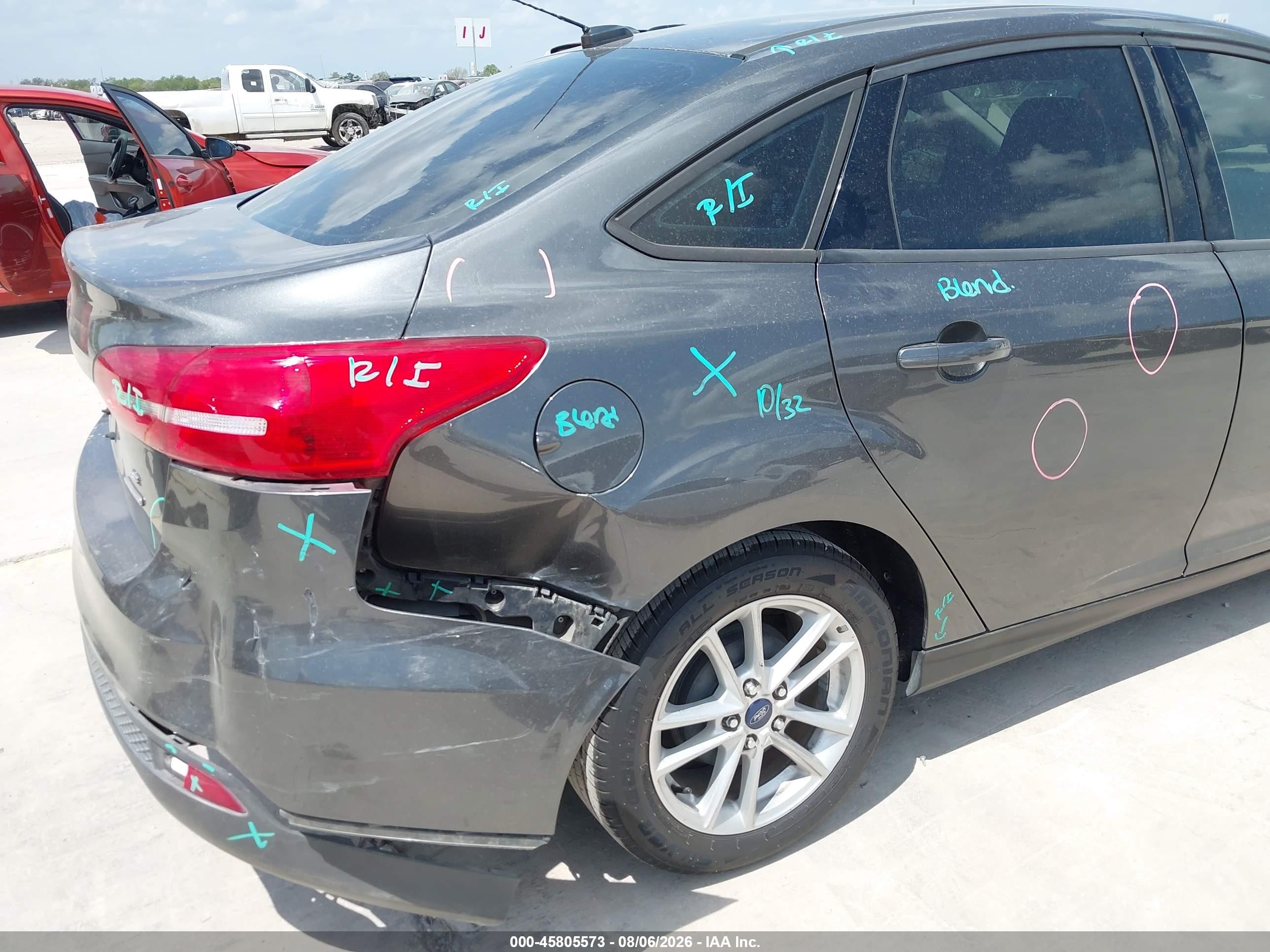 2015 Ford Focus Se Gray vin: 1FADP3F27FL243745