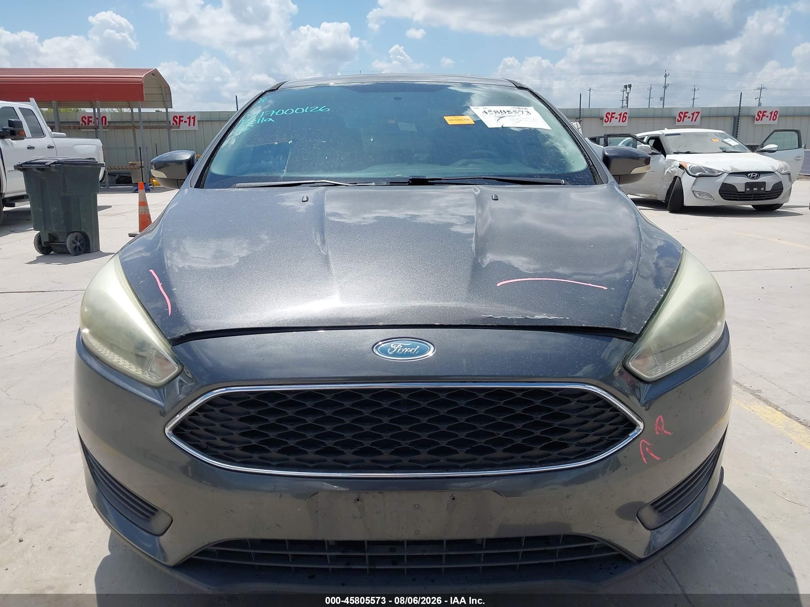 2015 Ford Focus Se Gray vin: 1FADP3F27FL243745