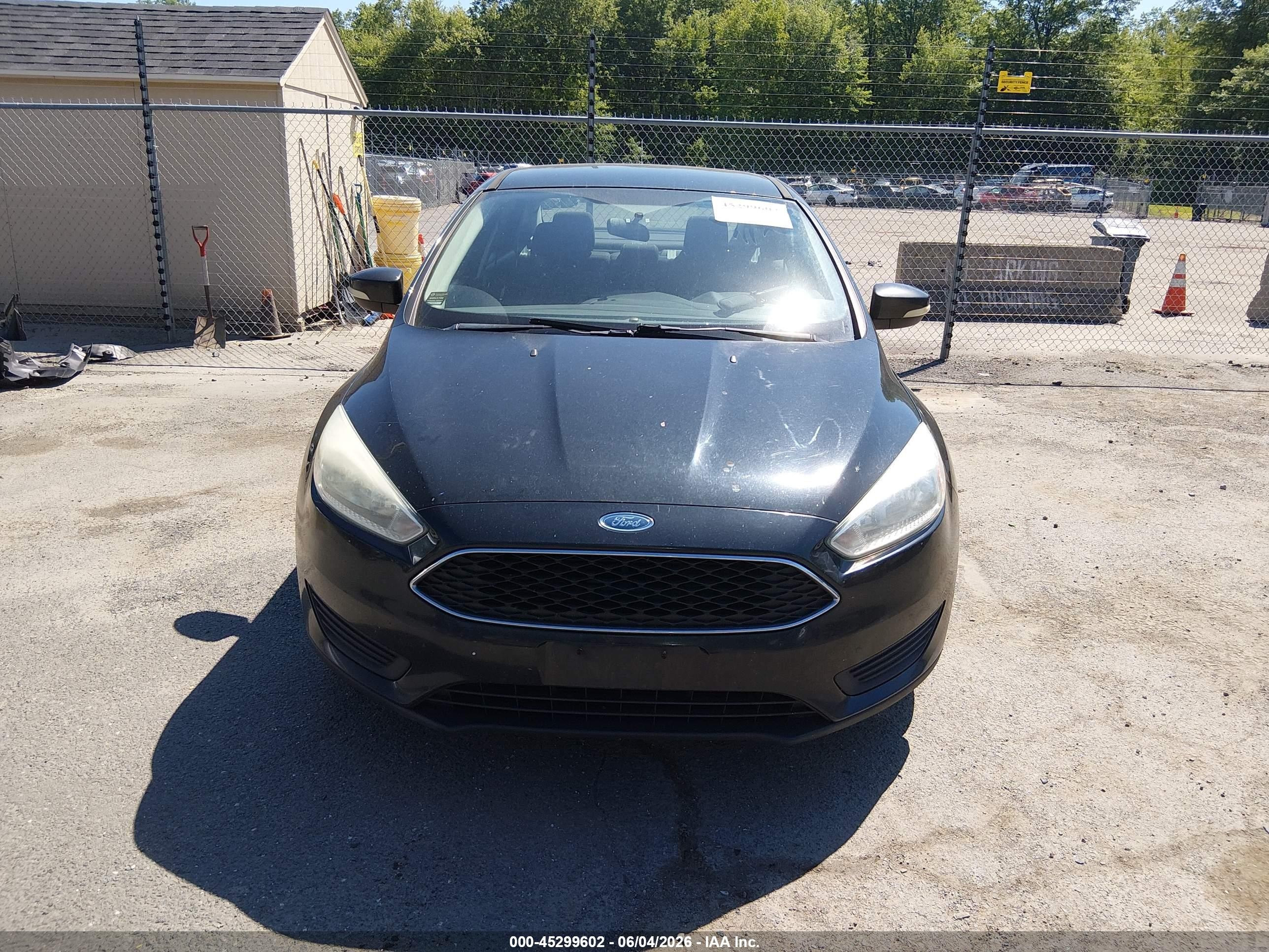 2015 Ford Focus Se Black vin: 1FADP3F27FL250842
