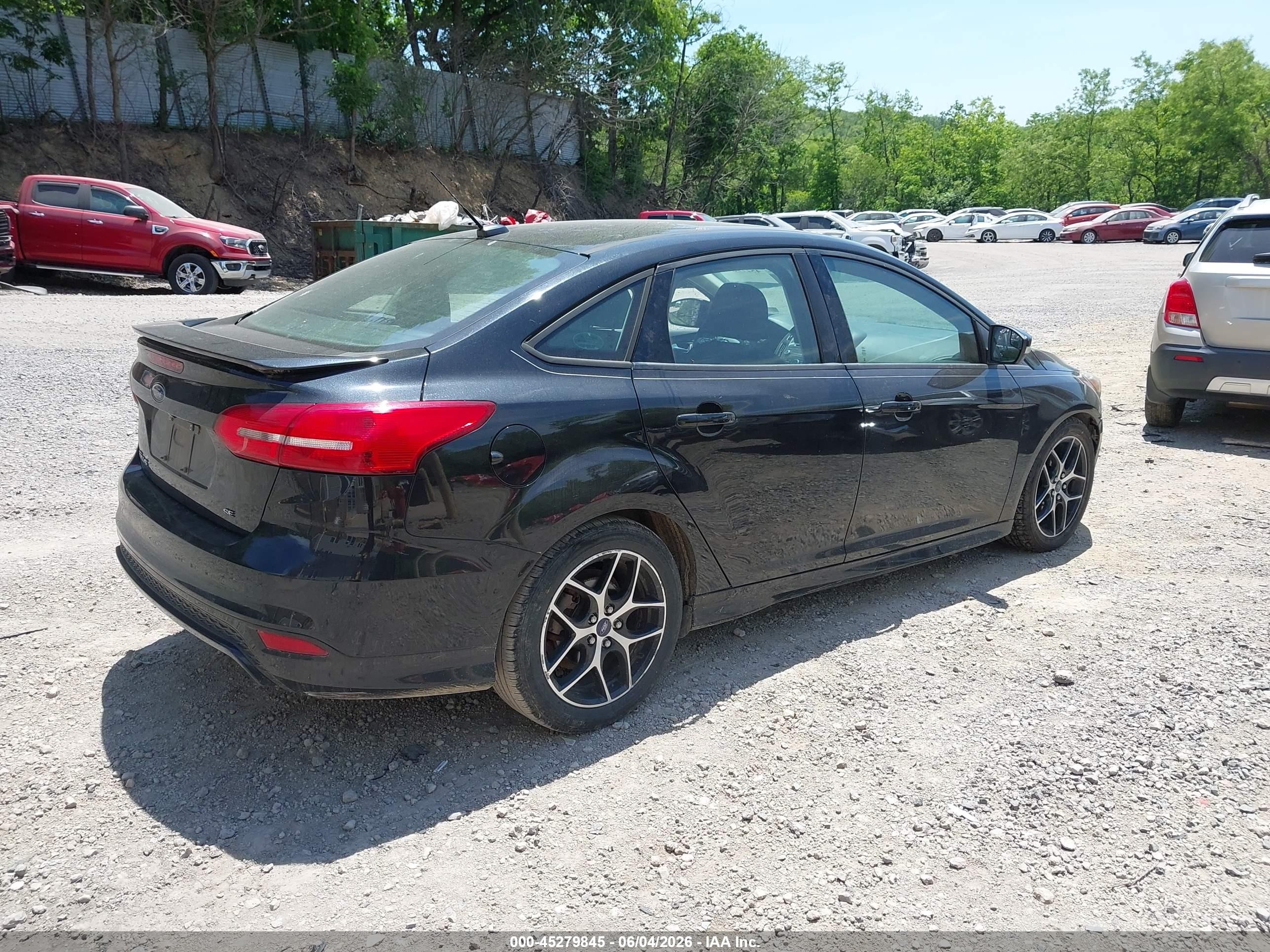 2015 Ford Focus Se Black vin: 1FADP3F27FL253109