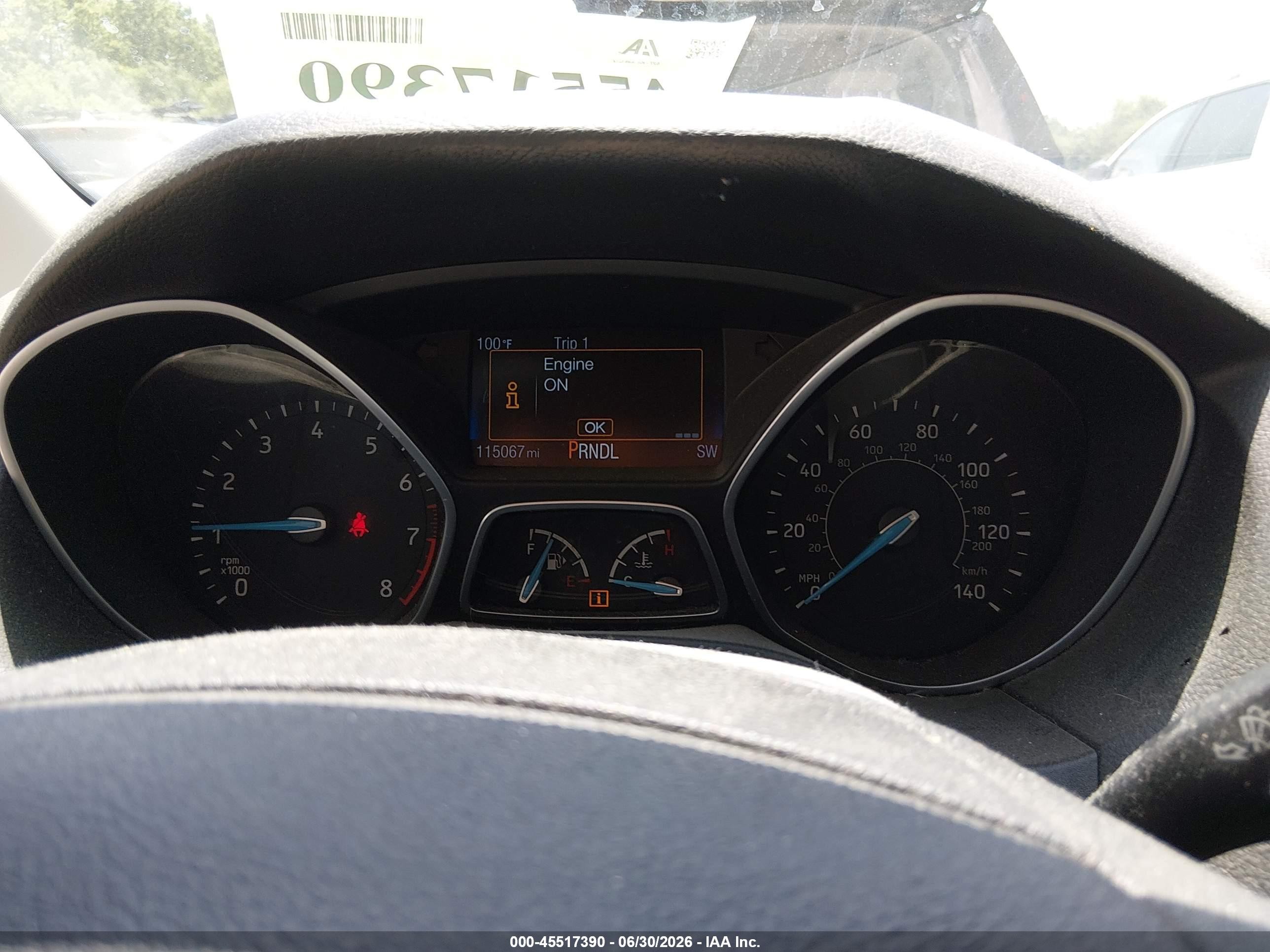 2015 Ford Focus Se Серебряный vin: 1FADP3F27FL255507