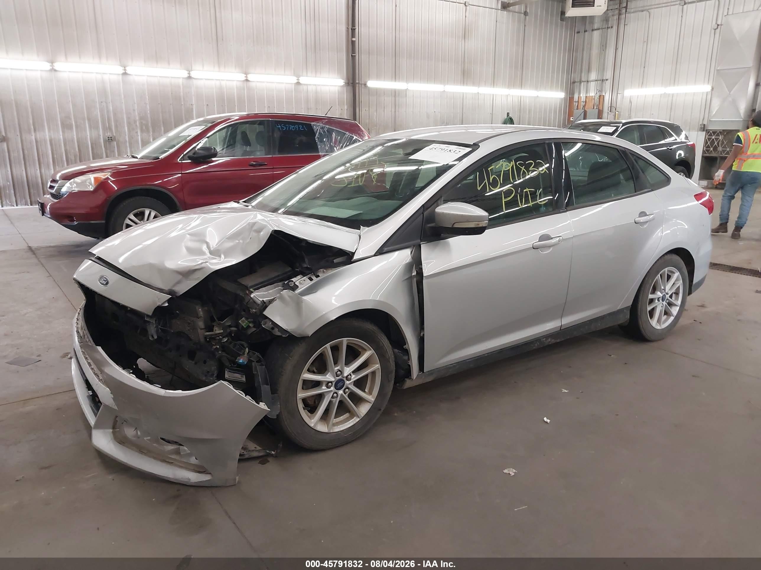 2015 Ford Focus Se Silver vin: 1FADP3F27FL259041