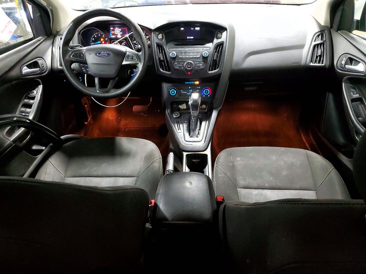 2015 Ford Focus Se White vin: 1FADP3F27FL262909