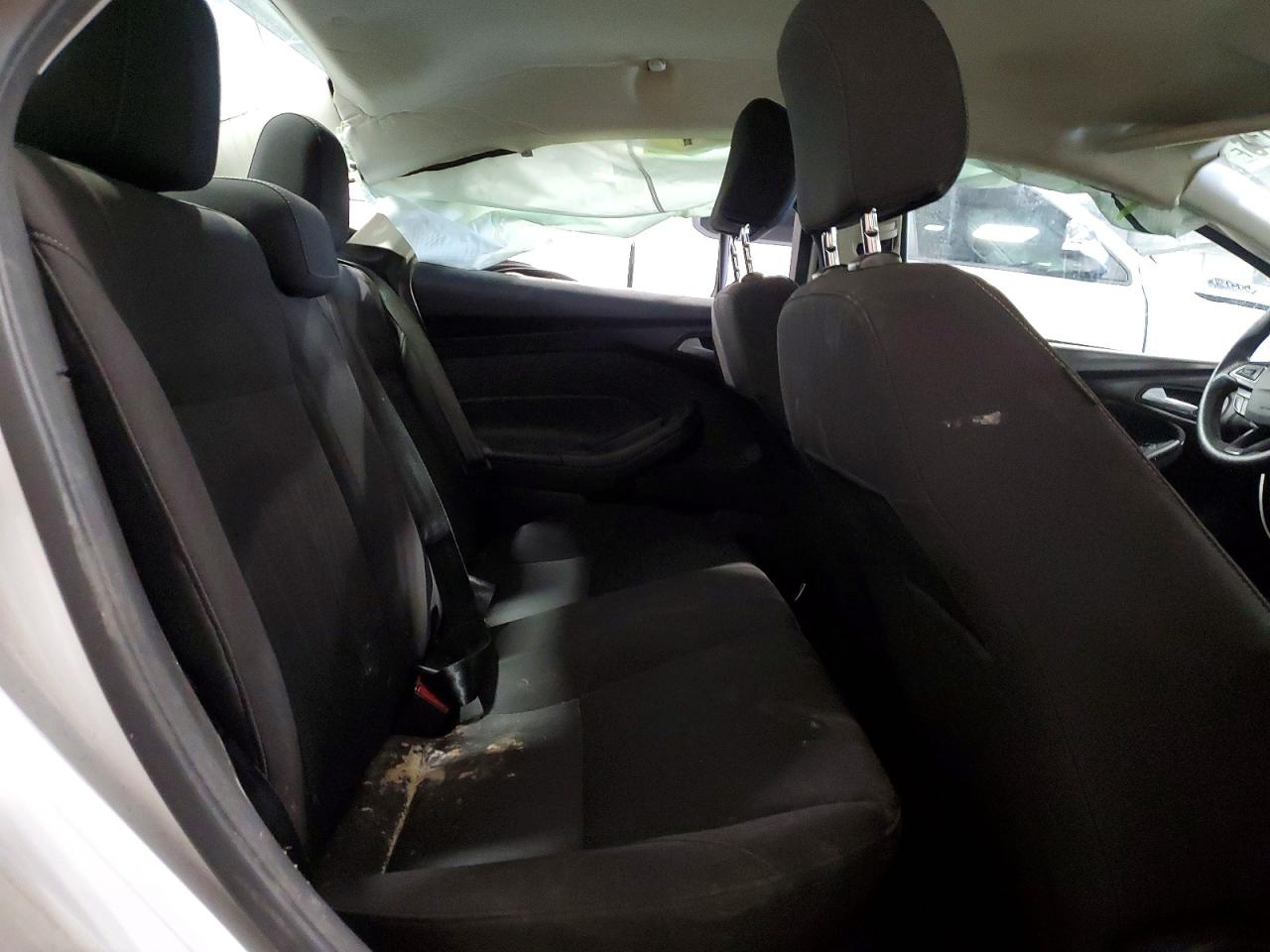 2015 Ford Focus Se White vin: 1FADP3F27FL262909