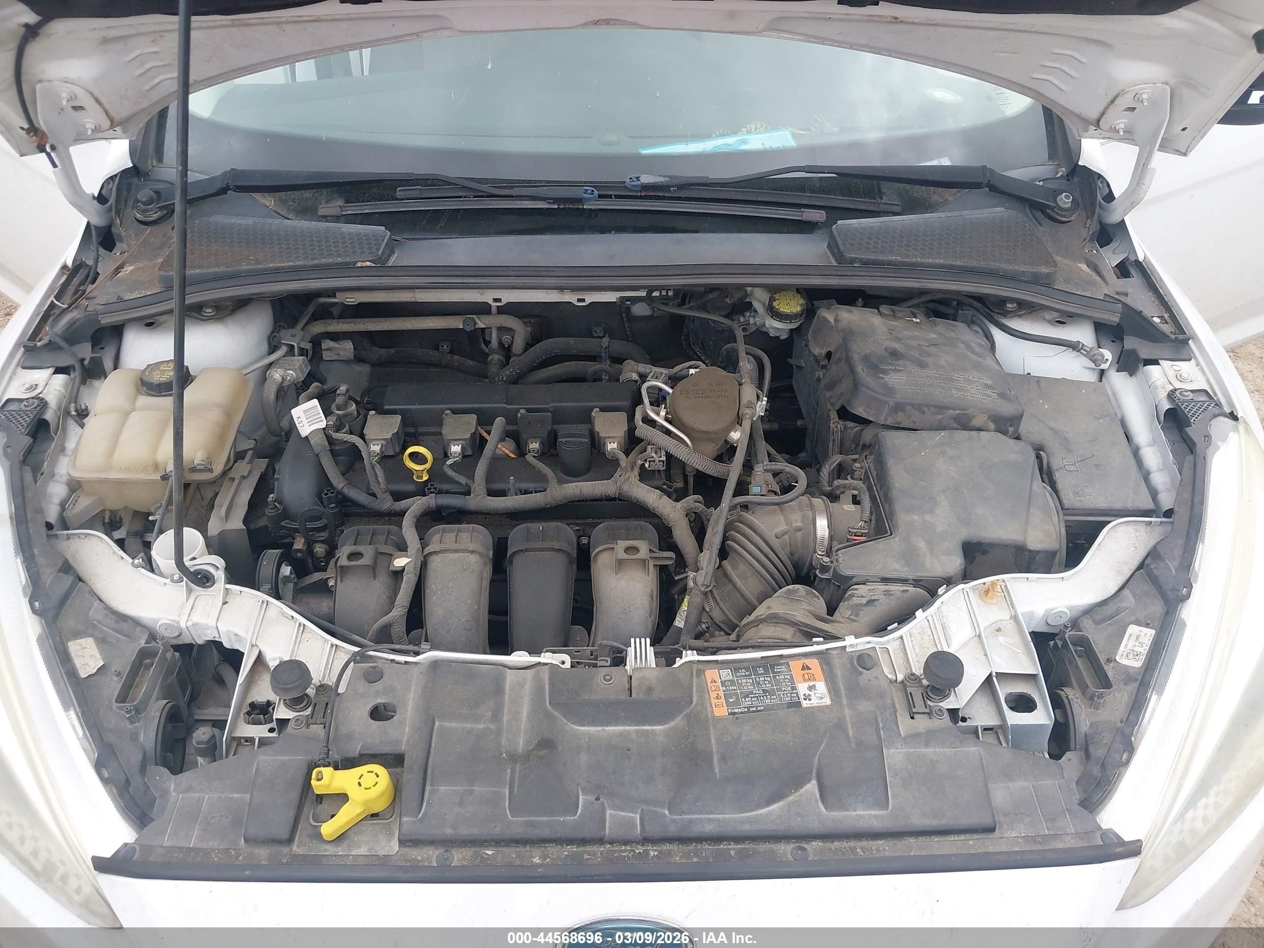 2015 Ford Focus Se Белый vin: 1FADP3F27FL287339