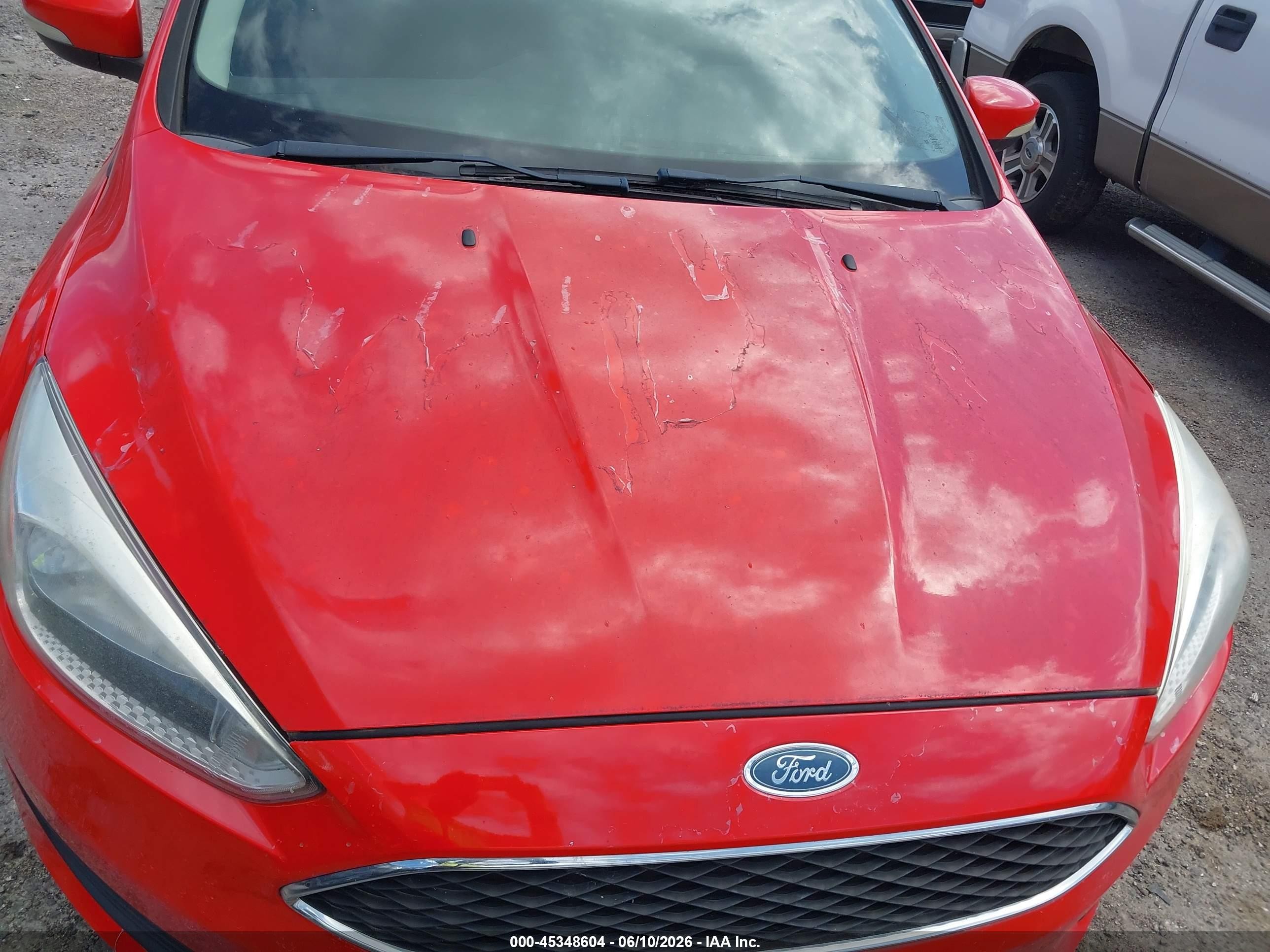2015 Ford Focus Se Red vin: 1FADP3F27FL305984