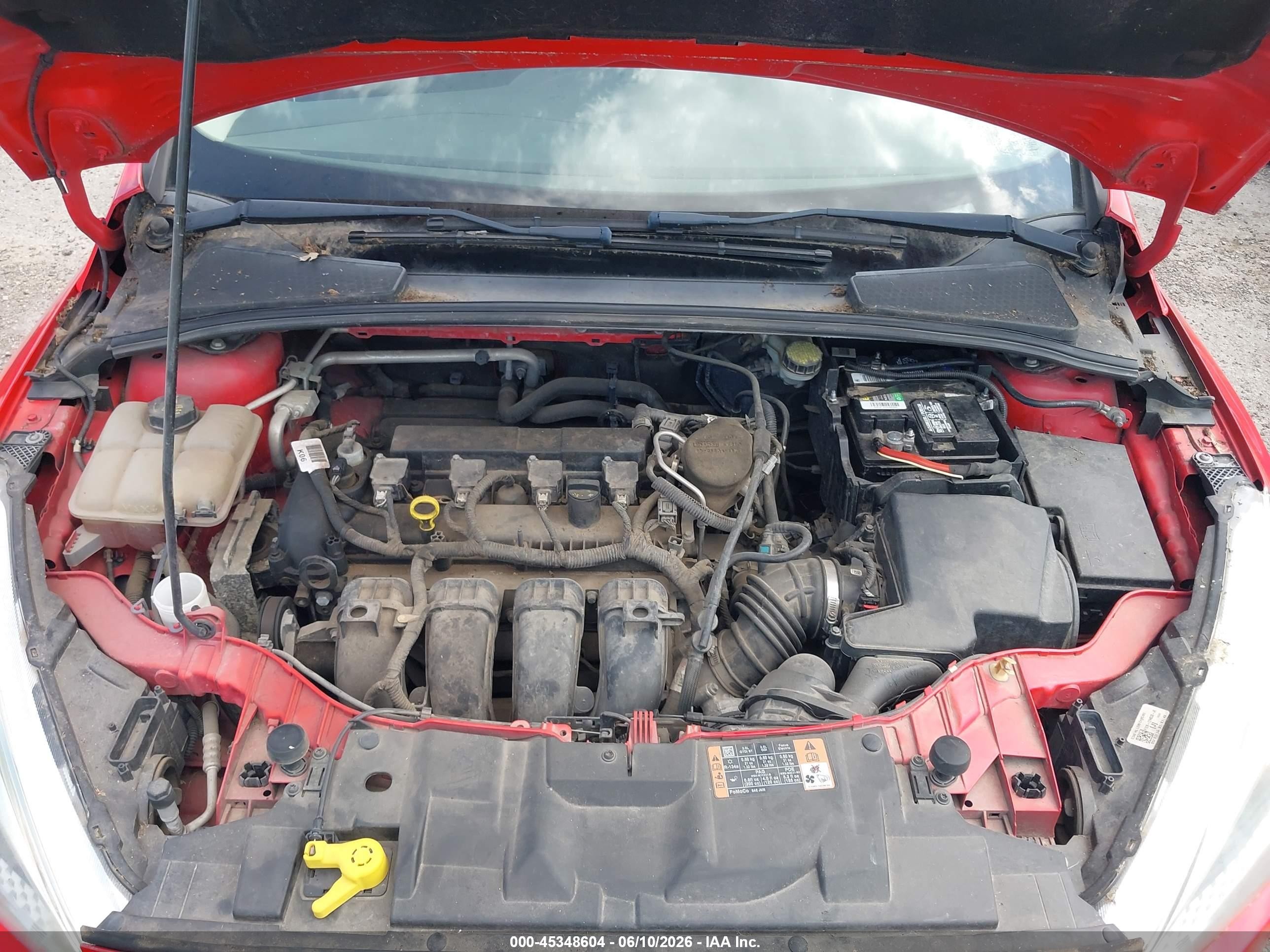 2015 Ford Focus Se Red vin: 1FADP3F27FL305984