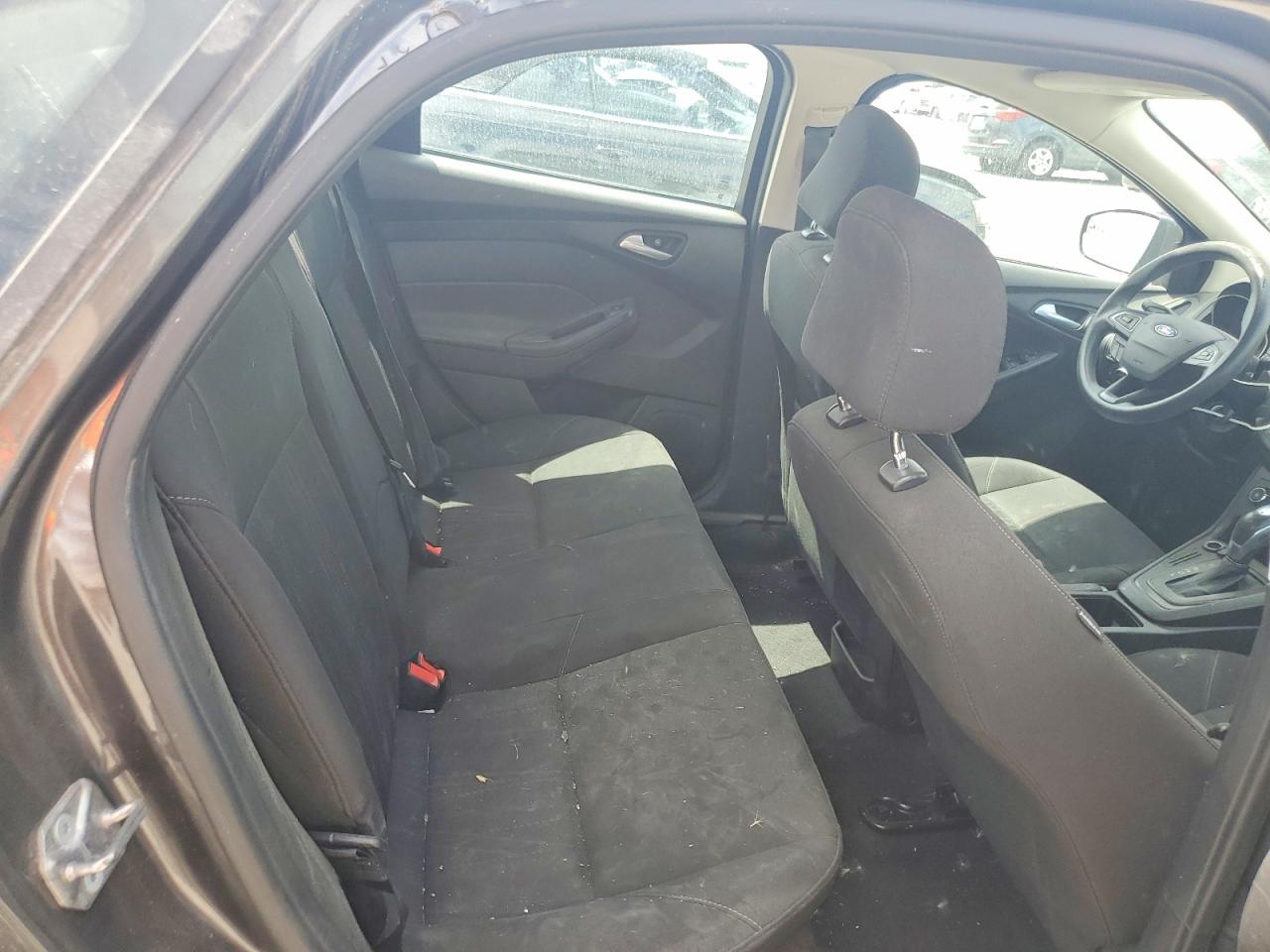 2015 Ford Focus Se Charcoal vin: 1FADP3F27FL316547