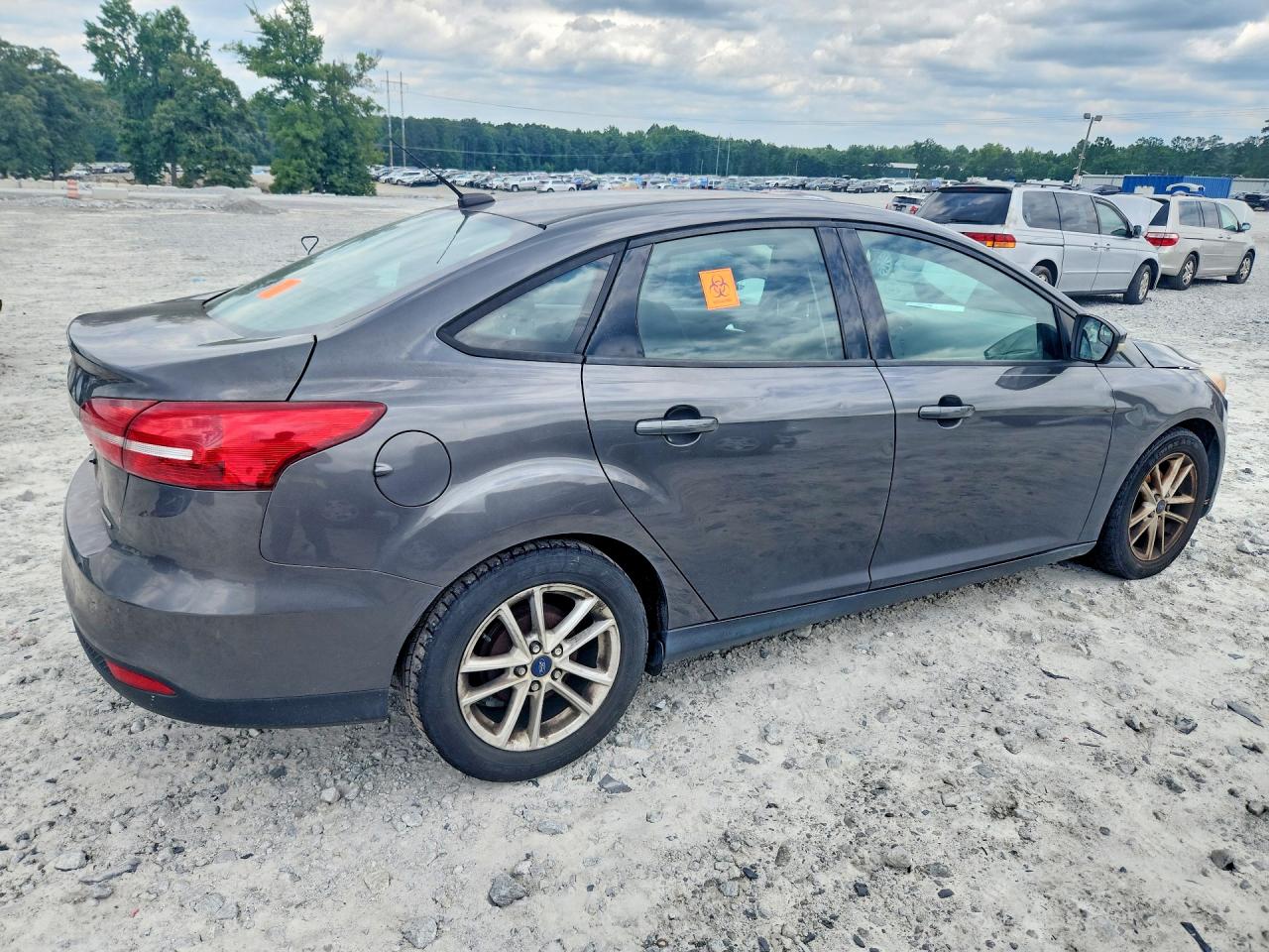 2015 Ford Focus Se Gray vin: 1FADP3F27FL317553