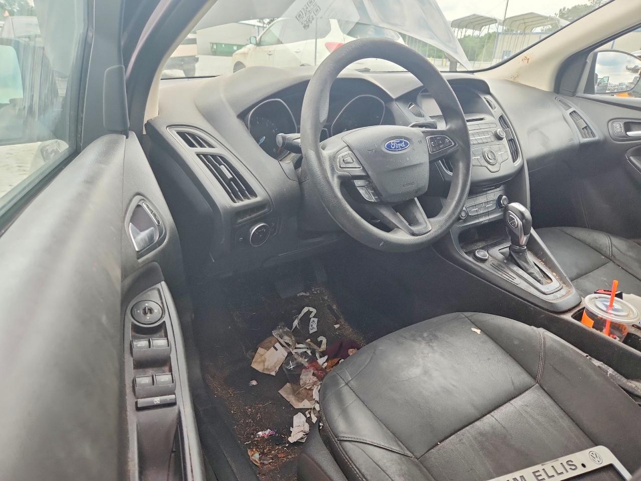 2015 Ford Focus Se Gray vin: 1FADP3F27FL317553