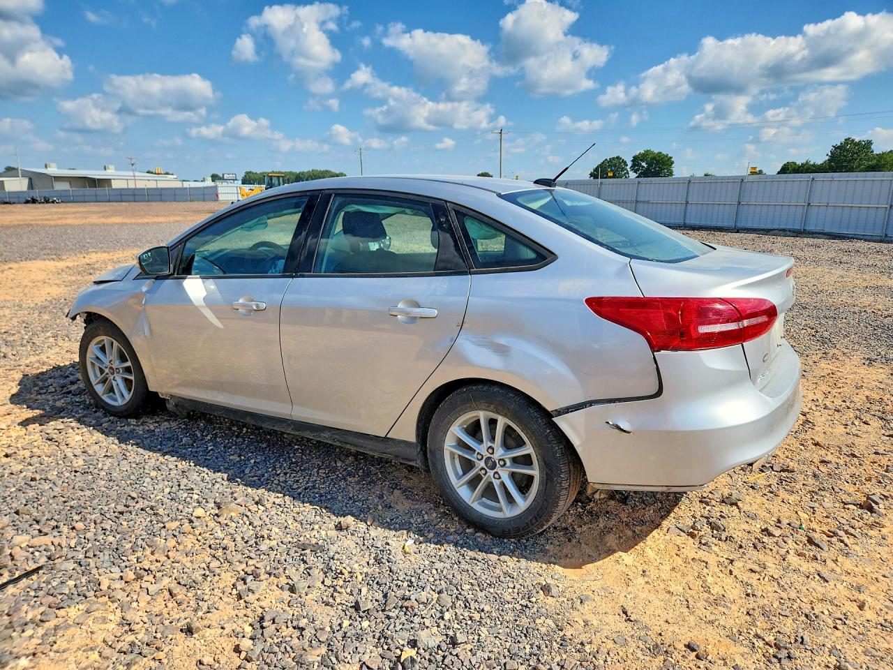 2015 Ford Focus Se Silver vin: 1FADP3F27FL317715