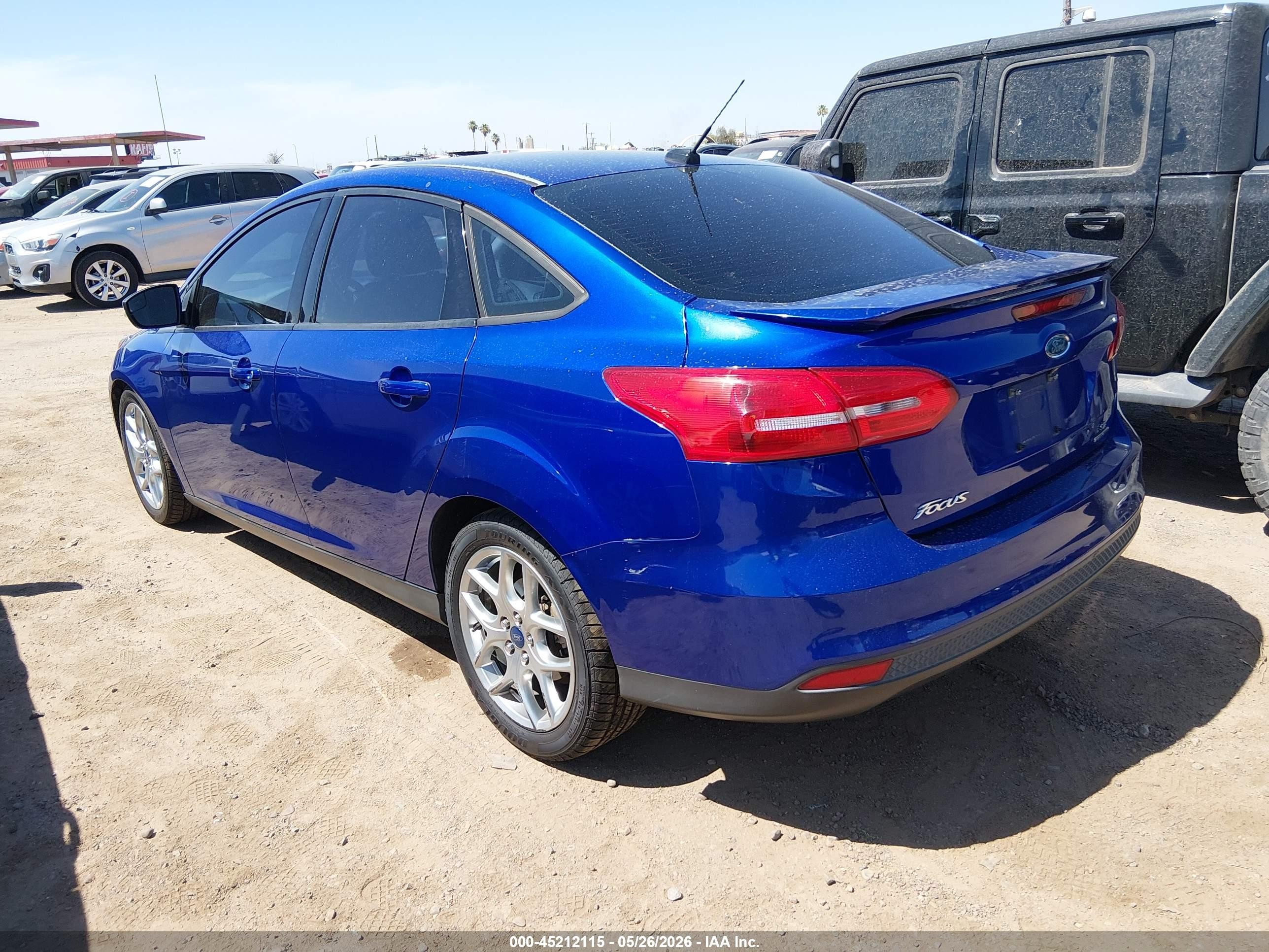 2015 Ford Focus Se Blue vin: 1FADP3F27FL342212