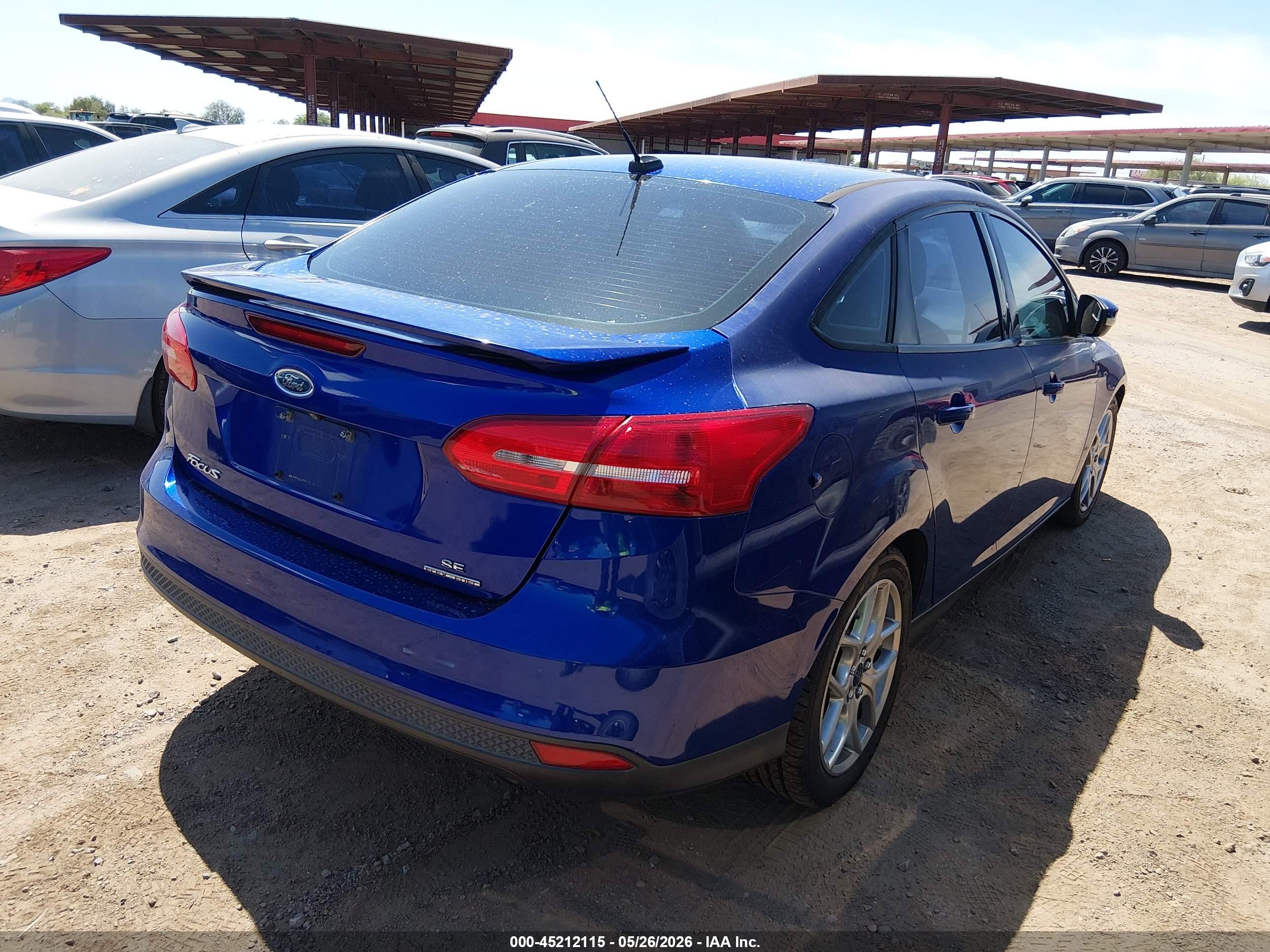 2015 Ford Focus Se Blue vin: 1FADP3F27FL342212