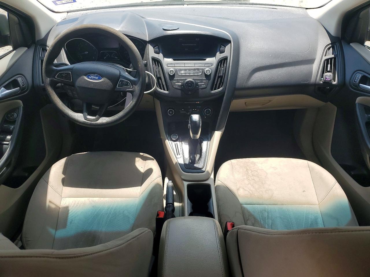 2015 Ford Focus Se Beige vin: 1FADP3F27FL345028