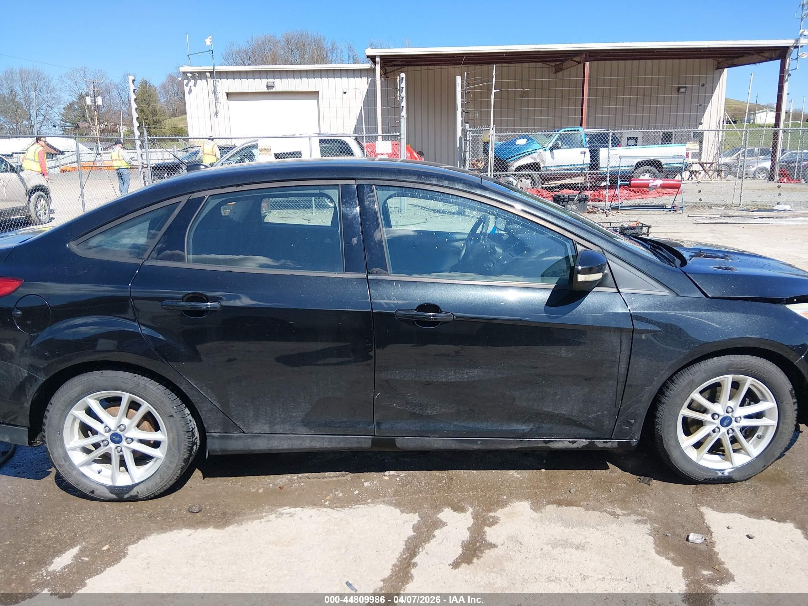 2015 Ford Focus Se Black vin: 1FADP3F27FL346499
