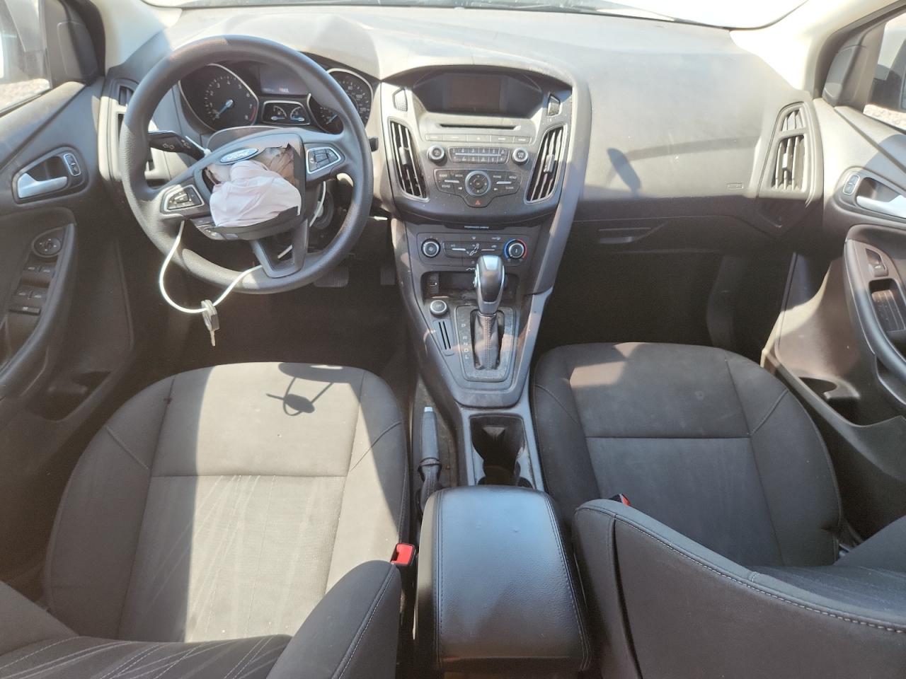 2015 Ford Focus Se Silver vin: 1FADP3F27FL376392