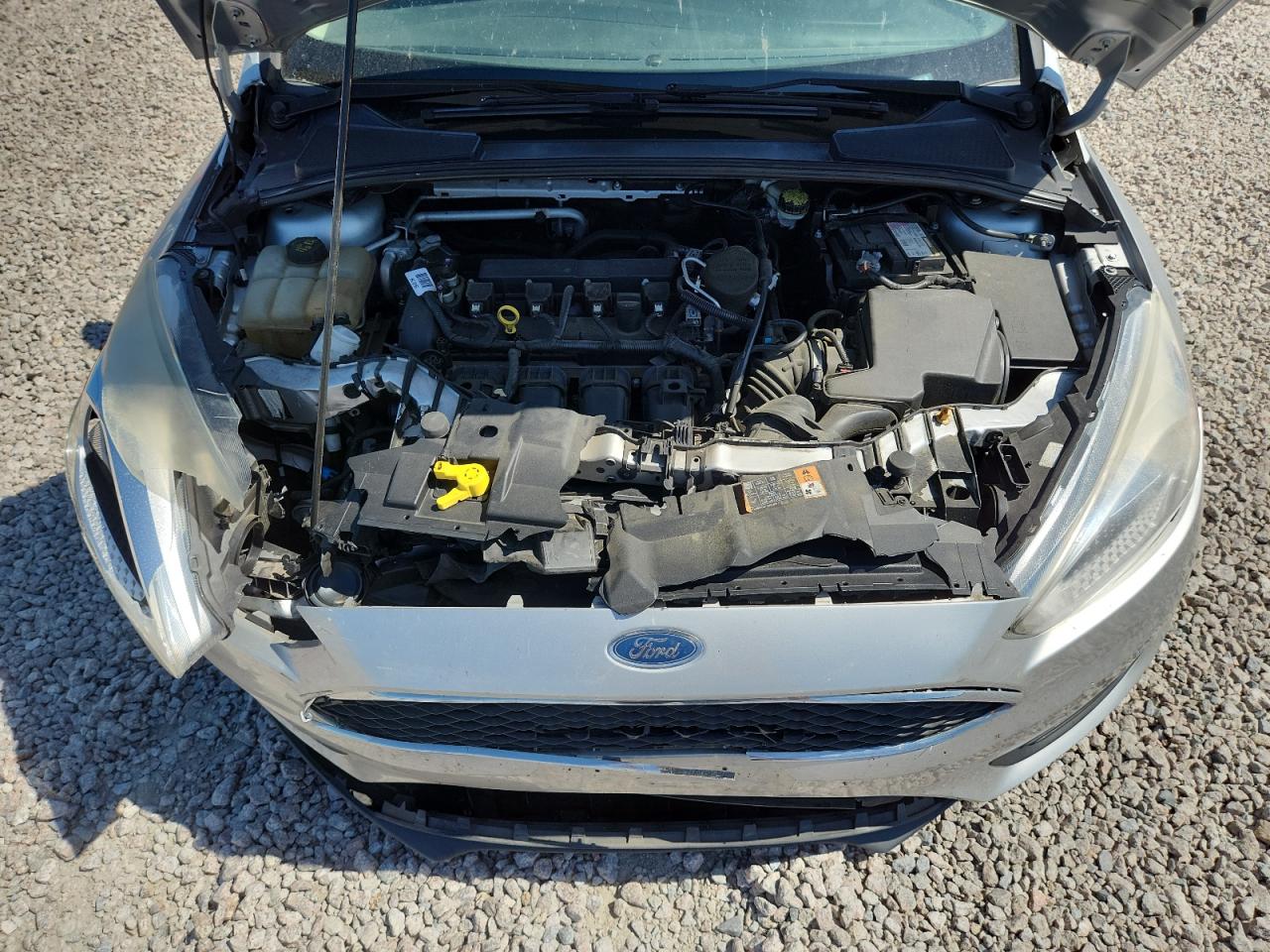 2015 Ford Focus Se Silver vin: 1FADP3F27FL376392