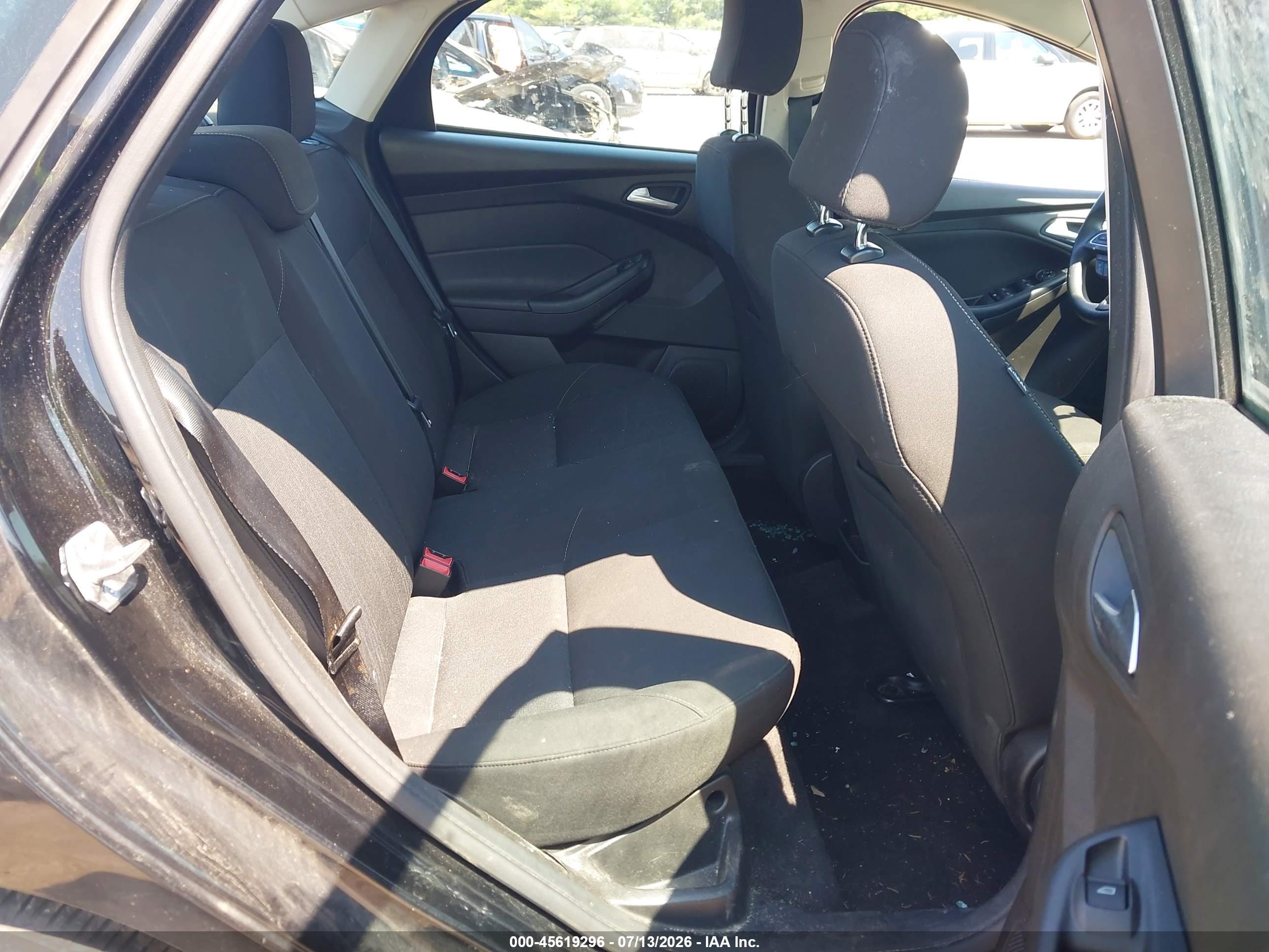 2016 Ford Focus Se Black vin: 1FADP3F27GL295037