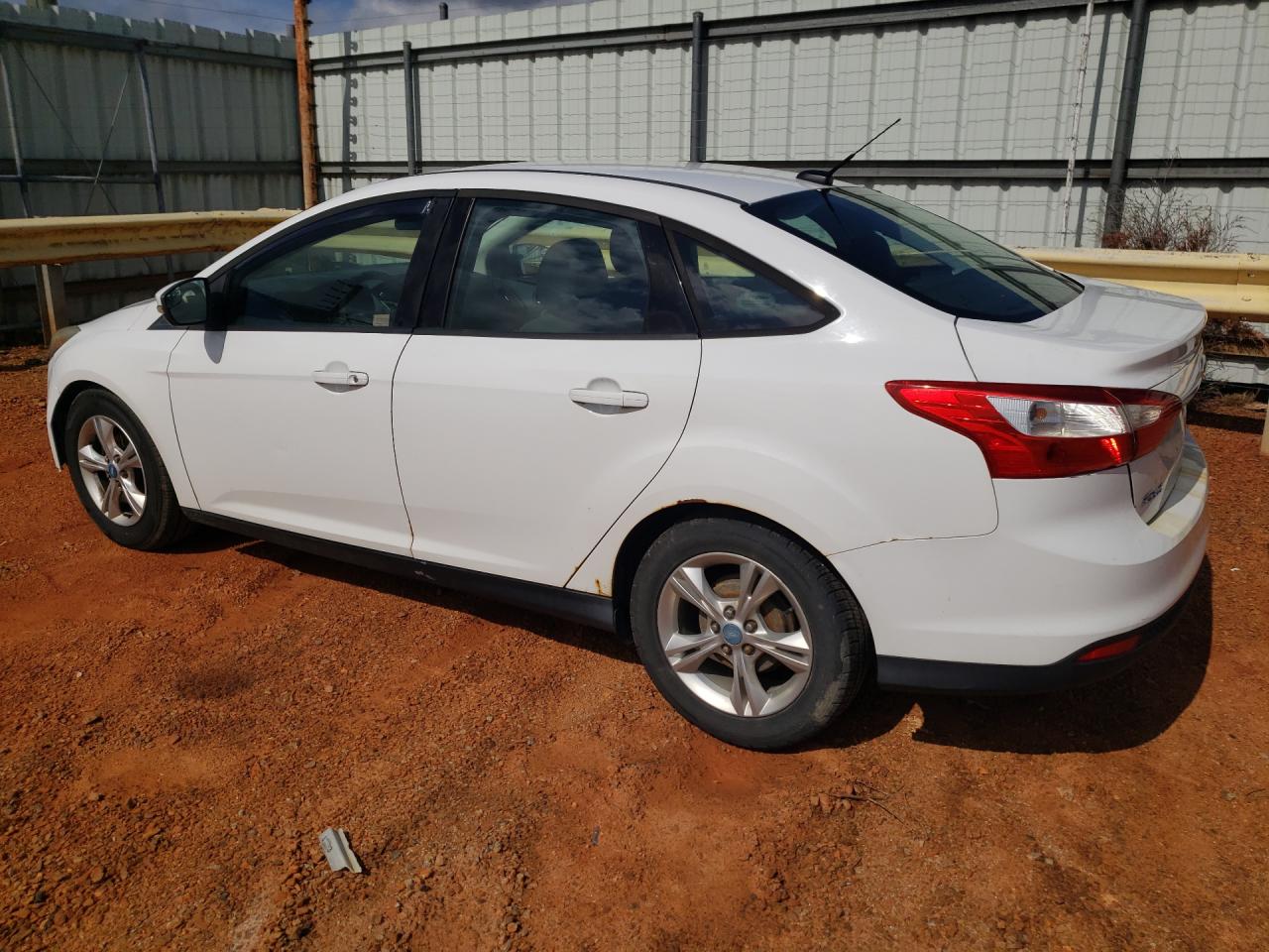 2013 Ford Focus Se White vin: 1FADP3F28DL111803 Damage: Left Front Door, Rust, 2 To 3 Inches