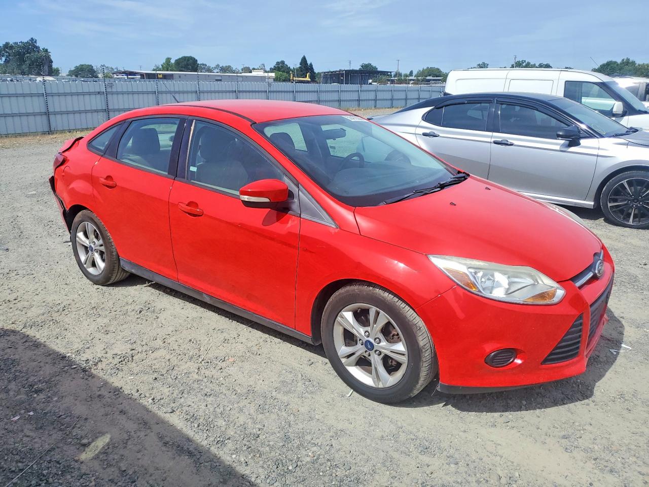2013 Ford Focus Se Red vin: 1FADP3F28DL124423
