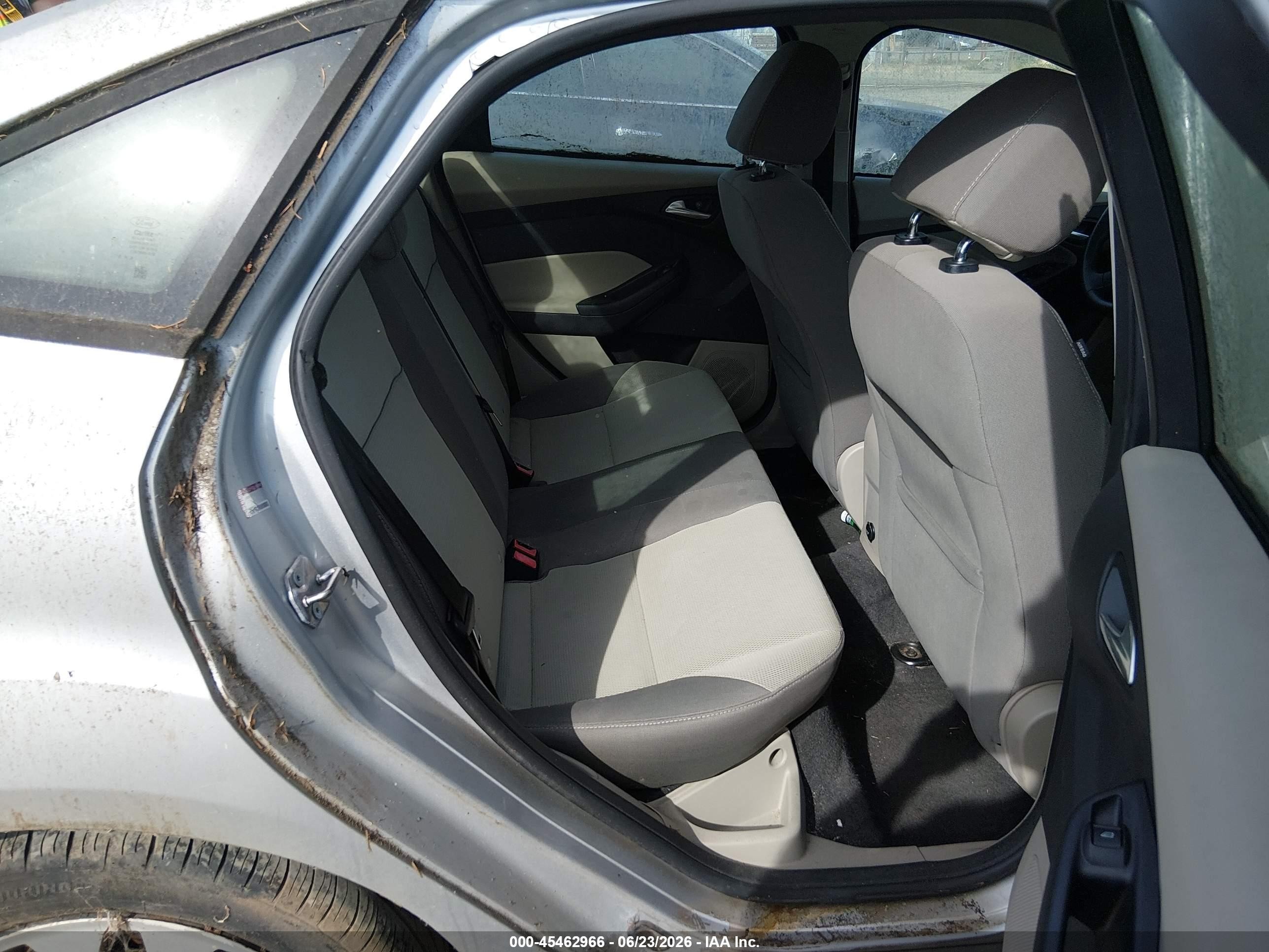 2013 Ford Focus Se Gray vin: 1FADP3F28DL132263