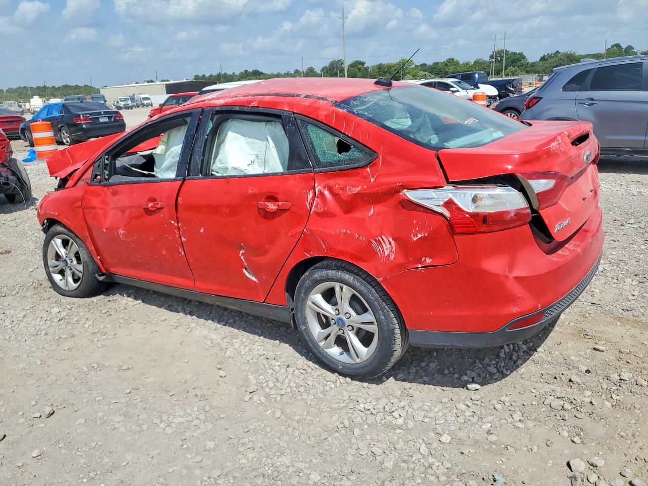 2013 Ford Focus Se Red vin: 1FADP3F28DL151119