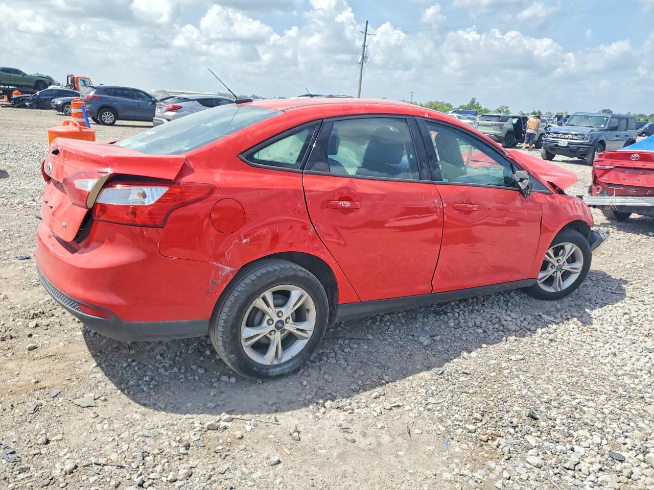 2013 Ford Focus Se Red vin: 1FADP3F28DL151119