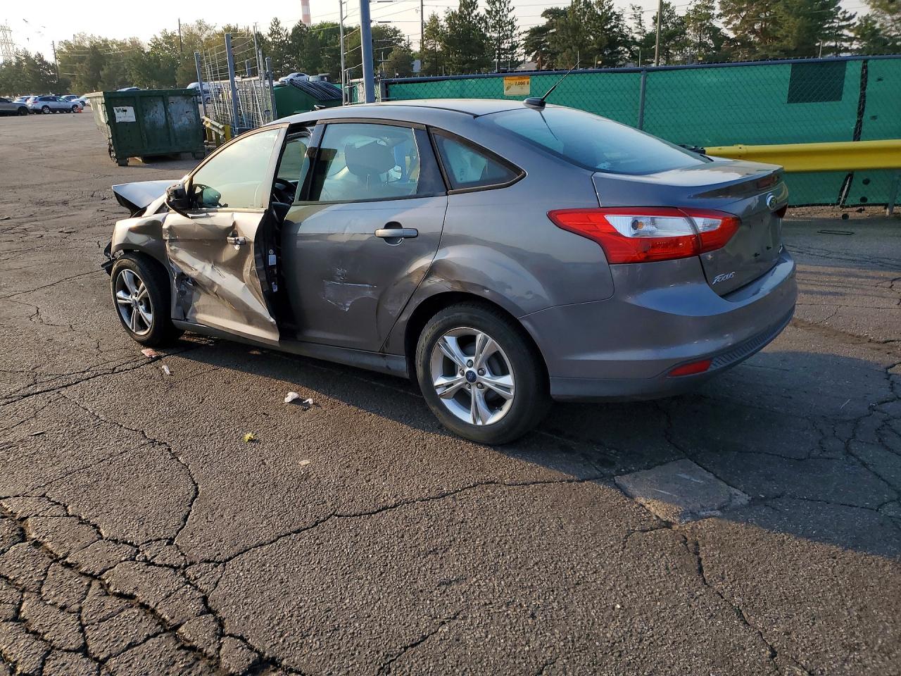 2013 Ford Focus Se Gray vin: 1FADP3F28DL153680