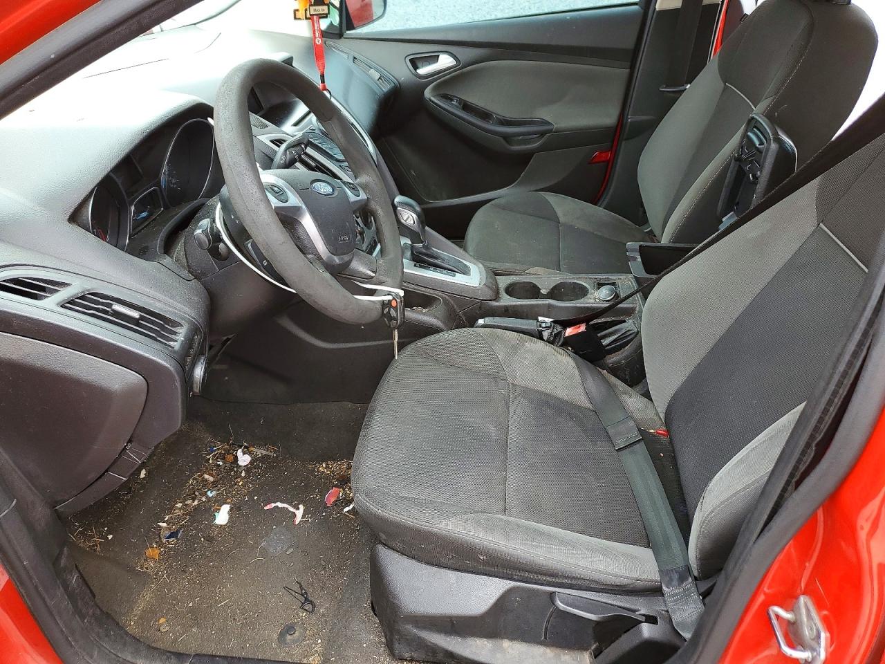 2013 Ford Focus Se Red vin: 1FADP3F28DL177204