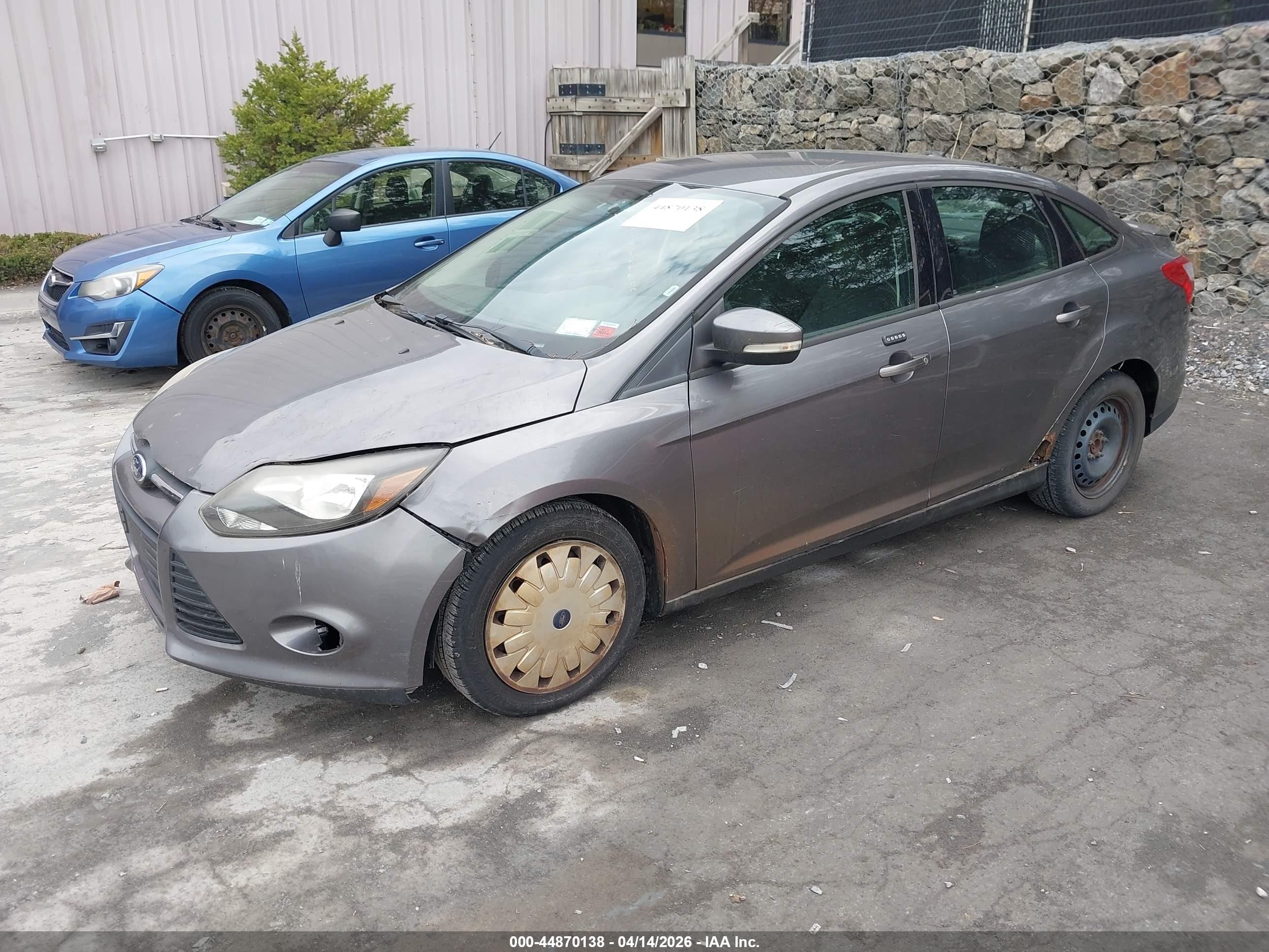 2013 Ford Focus Se Gray vin: 1FADP3F28DL180622