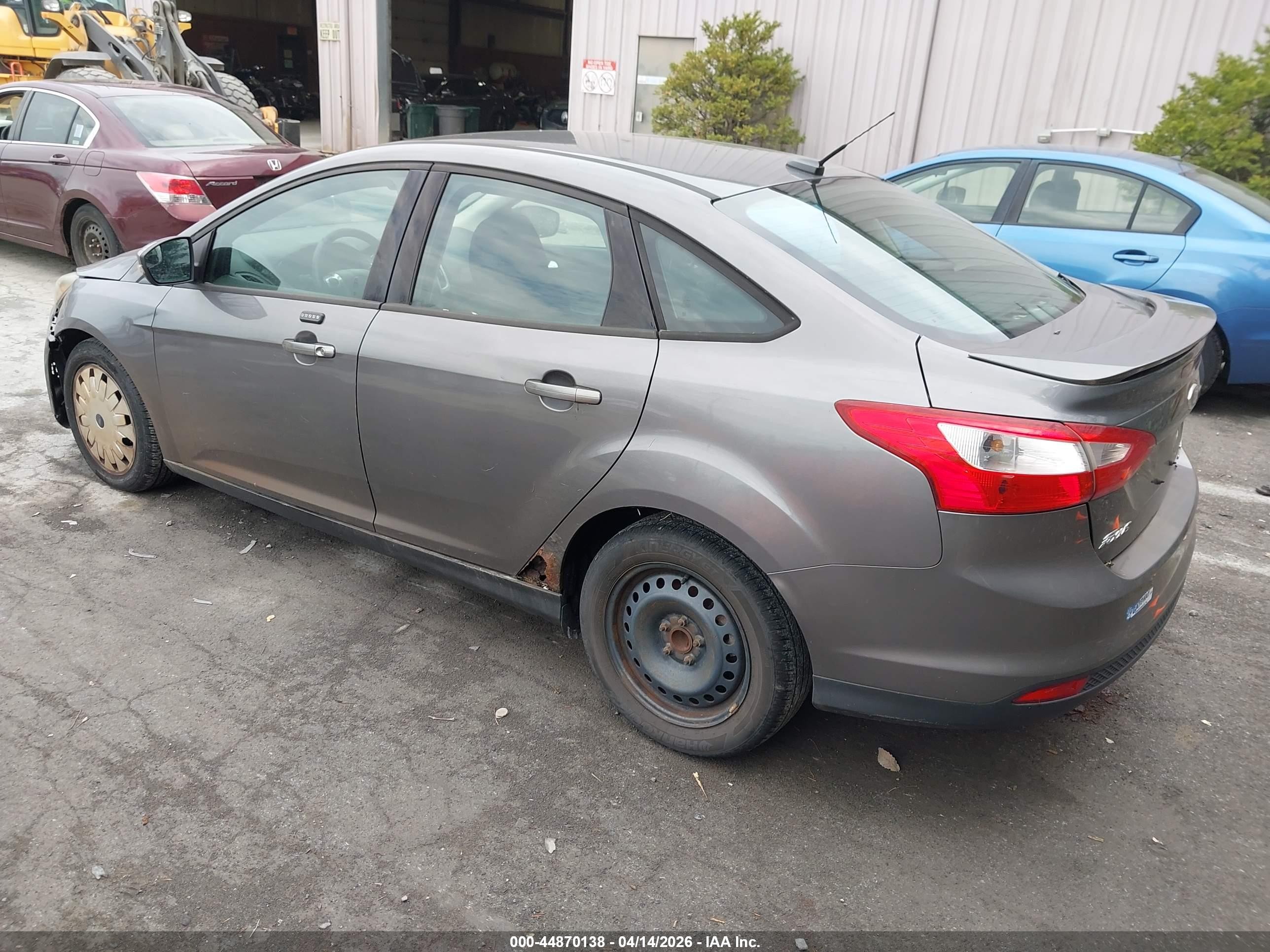 2013 Ford Focus Se Gray vin: 1FADP3F28DL180622
