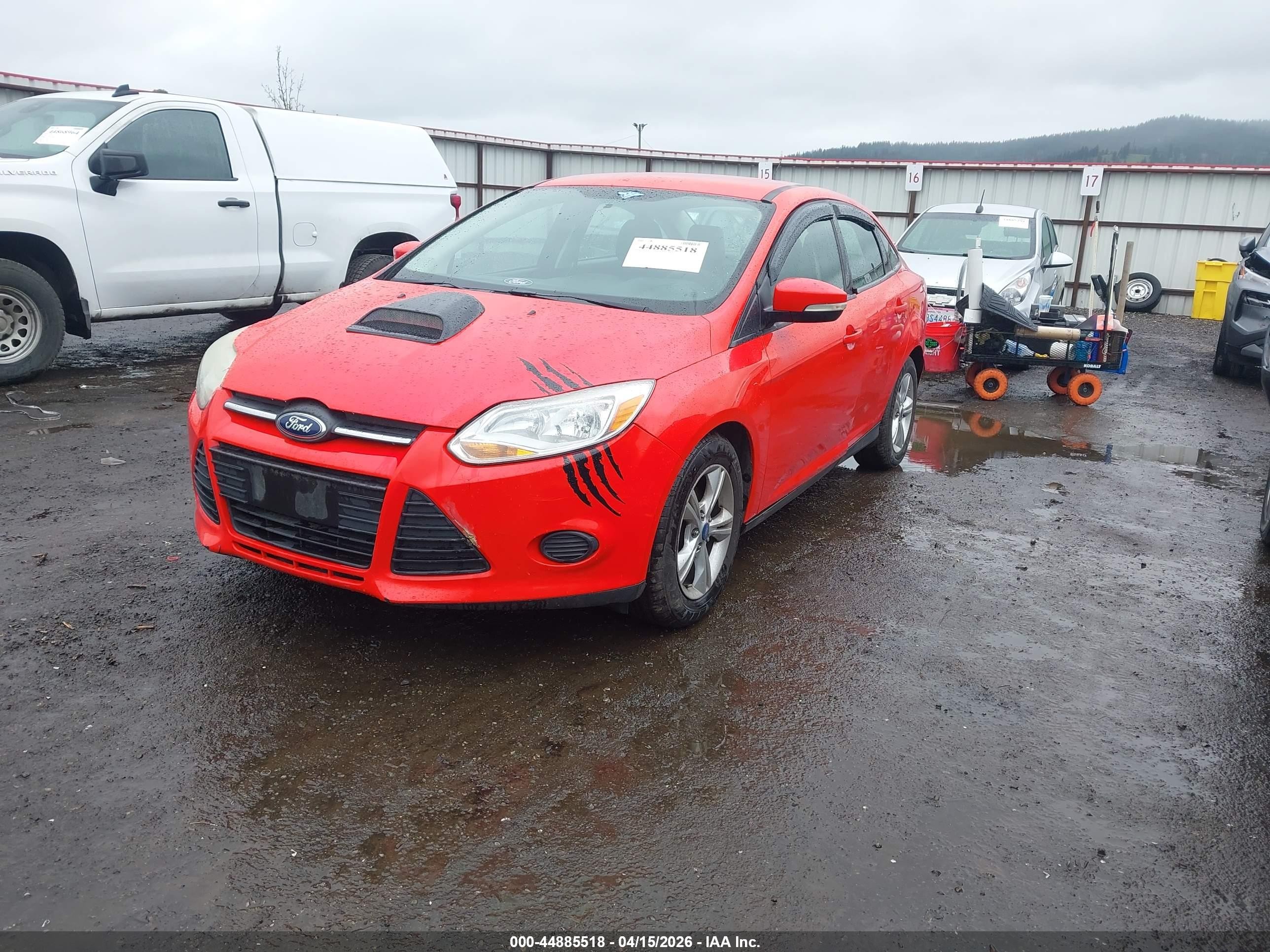 2013 Ford Focus Se Red vin: 1FADP3F28DL252189