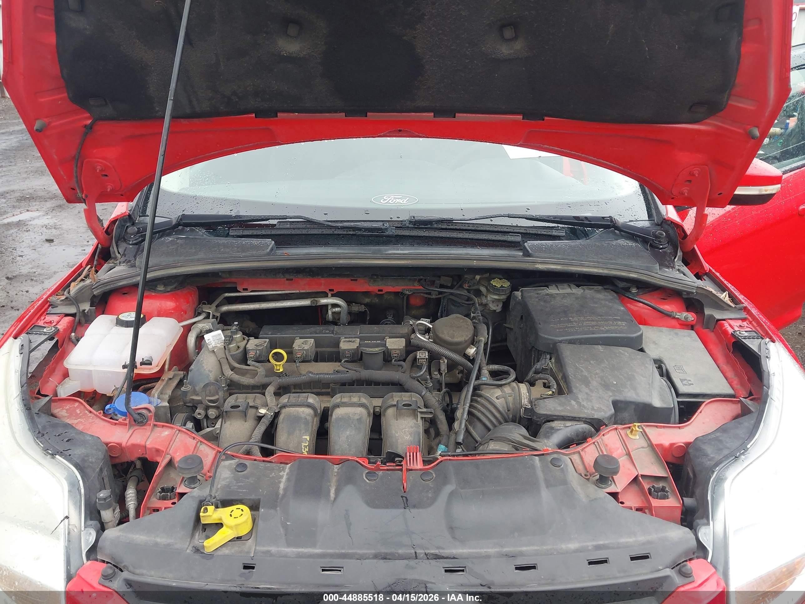 2013 Ford Focus Se Red vin: 1FADP3F28DL252189