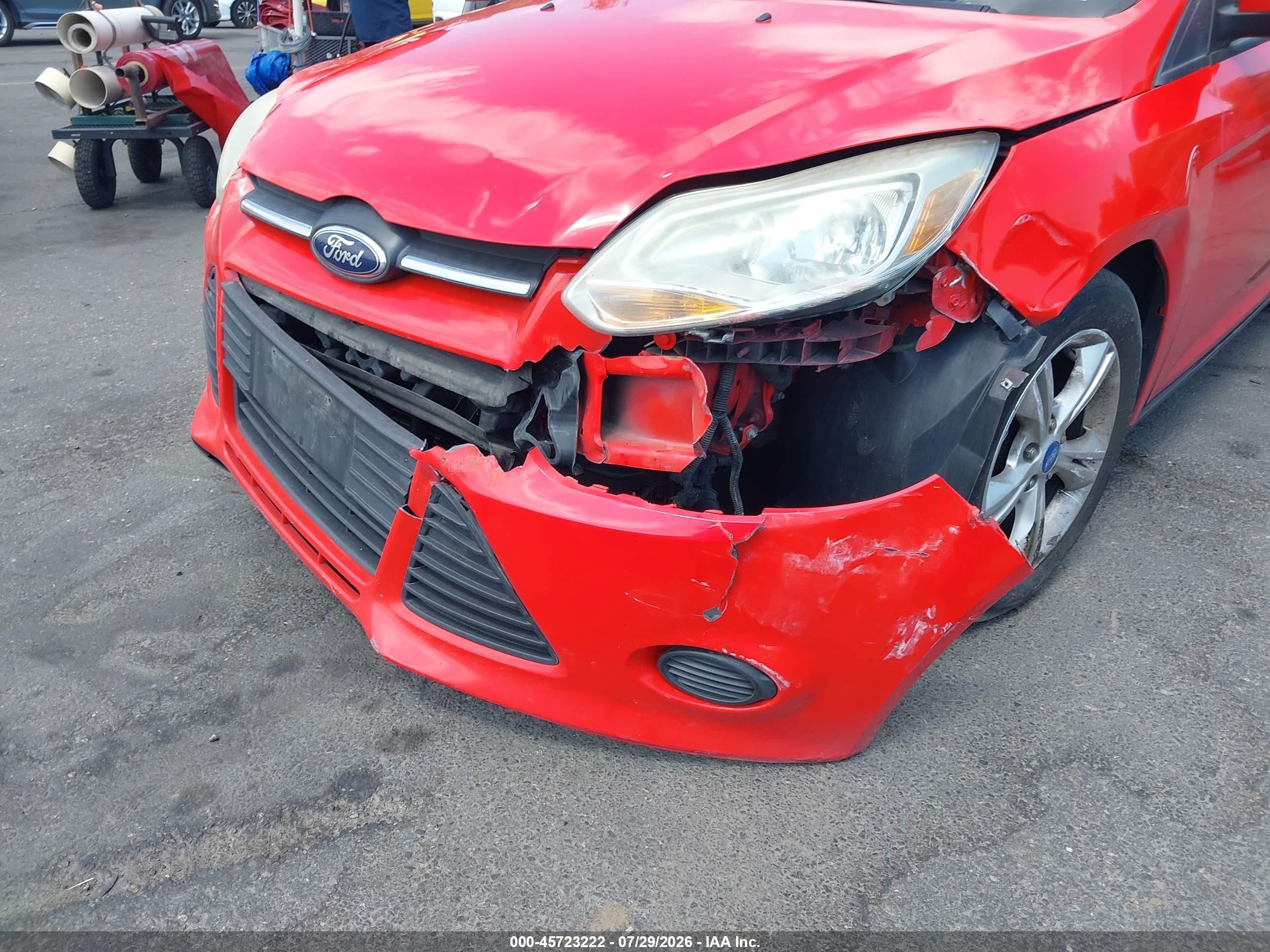 2013 Ford Focus Se Red vin: 1FADP3F28DL272510