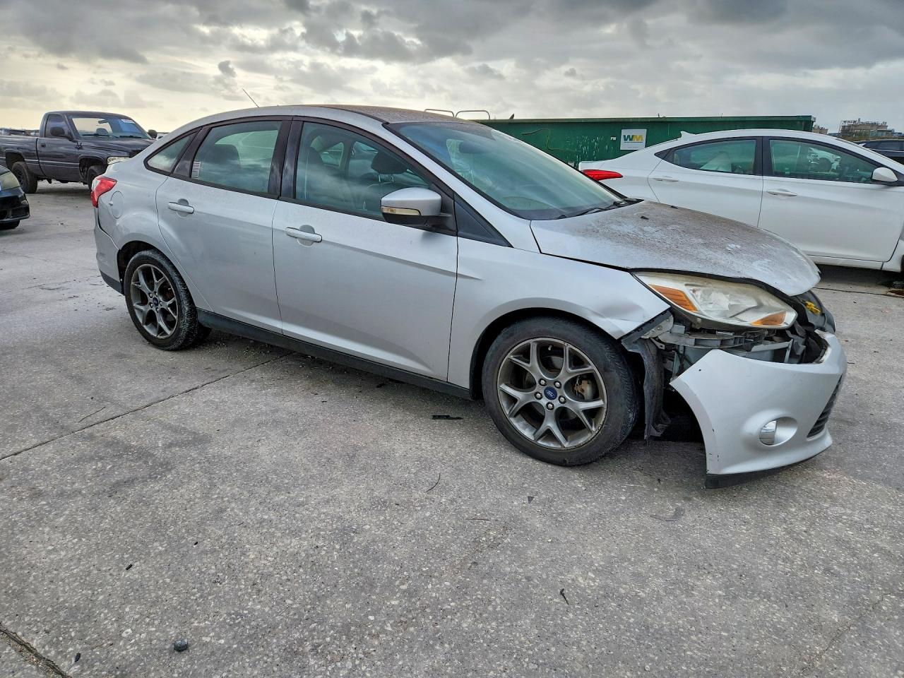 2013 Ford Focus Se Silver vin: 1FADP3F28DL300158