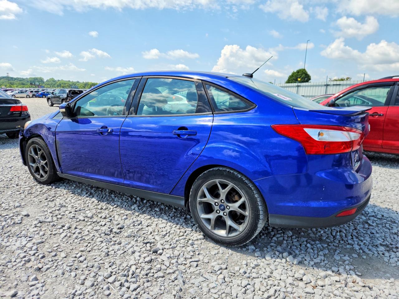 2013 Ford Focus Blue vin: 1FADP3F28DL306185