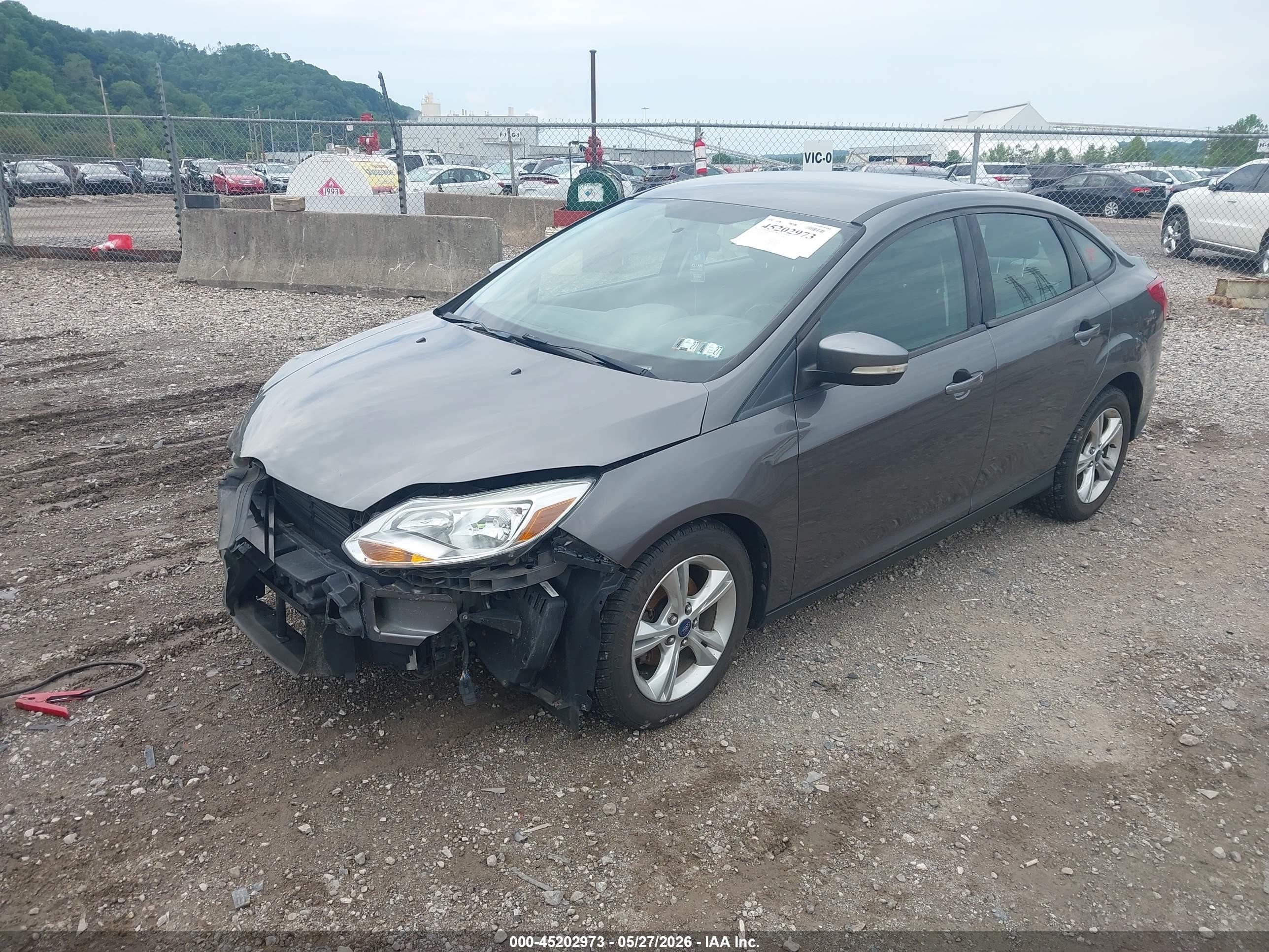 2013 Ford Focus Se Gray vin: 1FADP3F28DL341230