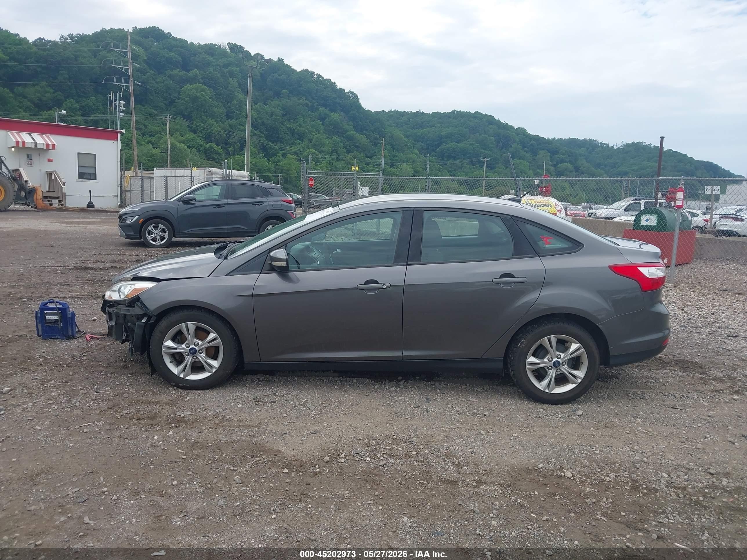 2013 Ford Focus Se Gray vin: 1FADP3F28DL341230